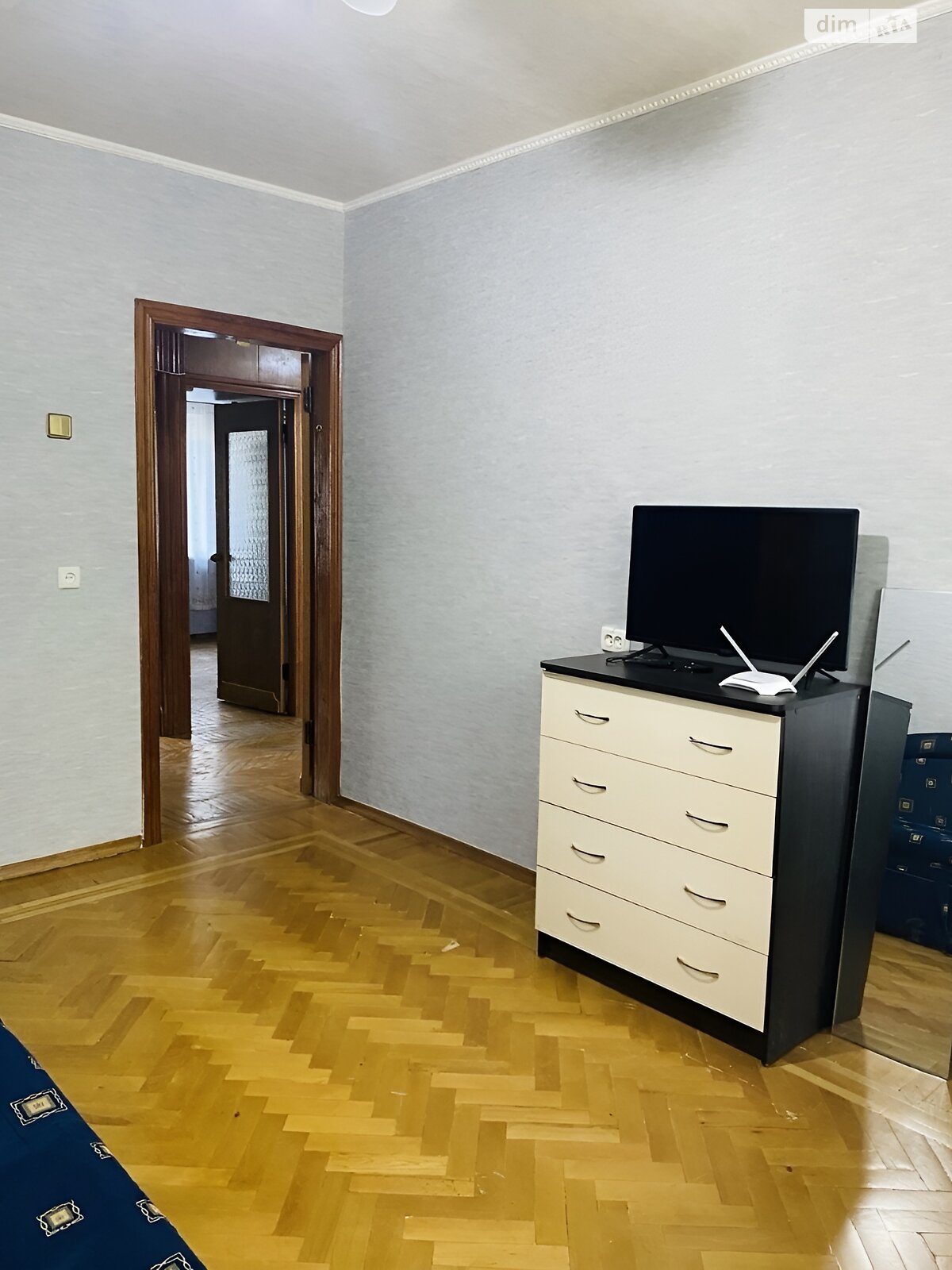 Продажа трехкомнатной квартиры в Днепре, на шоссе Донецкое, район Каменский фото 1 Продажа трехкомнатной квартиры в Днепре, на шоссе Донецкое, район Каменский фото 1