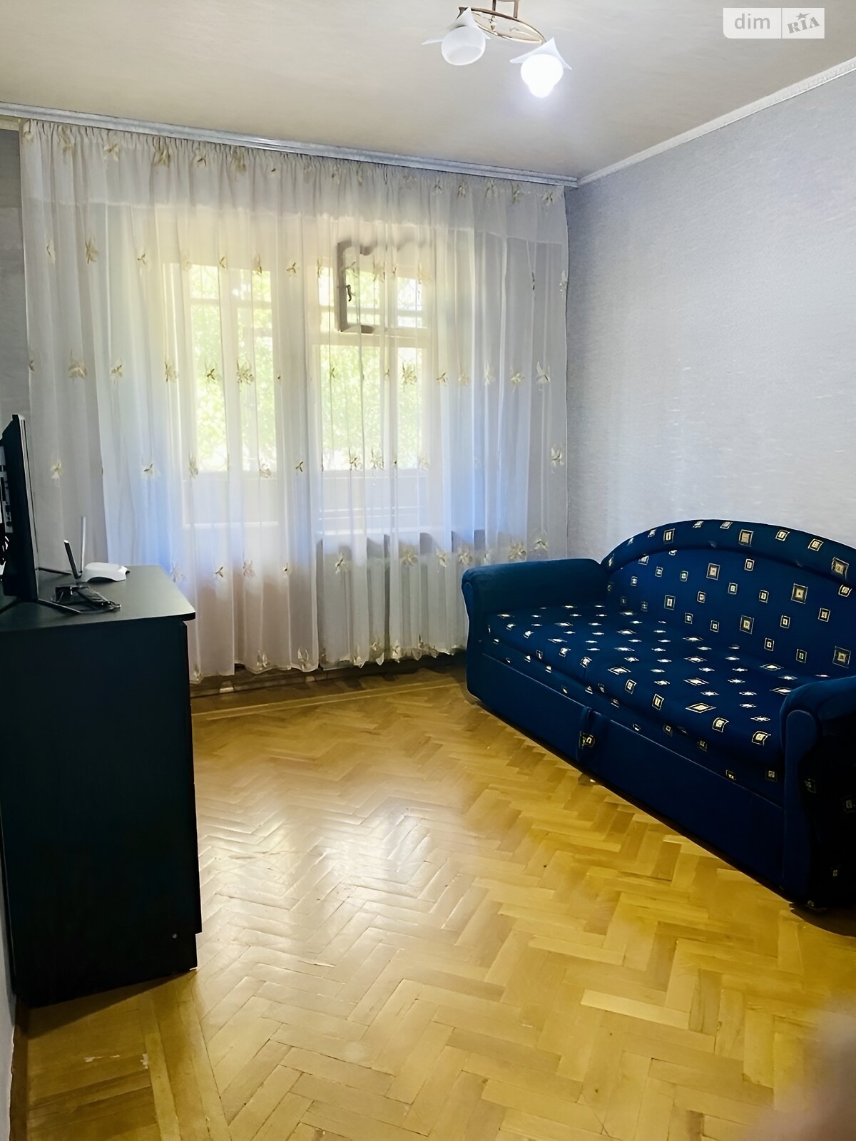 Продажа трехкомнатной квартиры в Днепре, на шоссе Донецкое, район Каменский фото 1 Продажа трехкомнатной квартиры в Днепре, на шоссе Донецкое, район Каменский фото 1