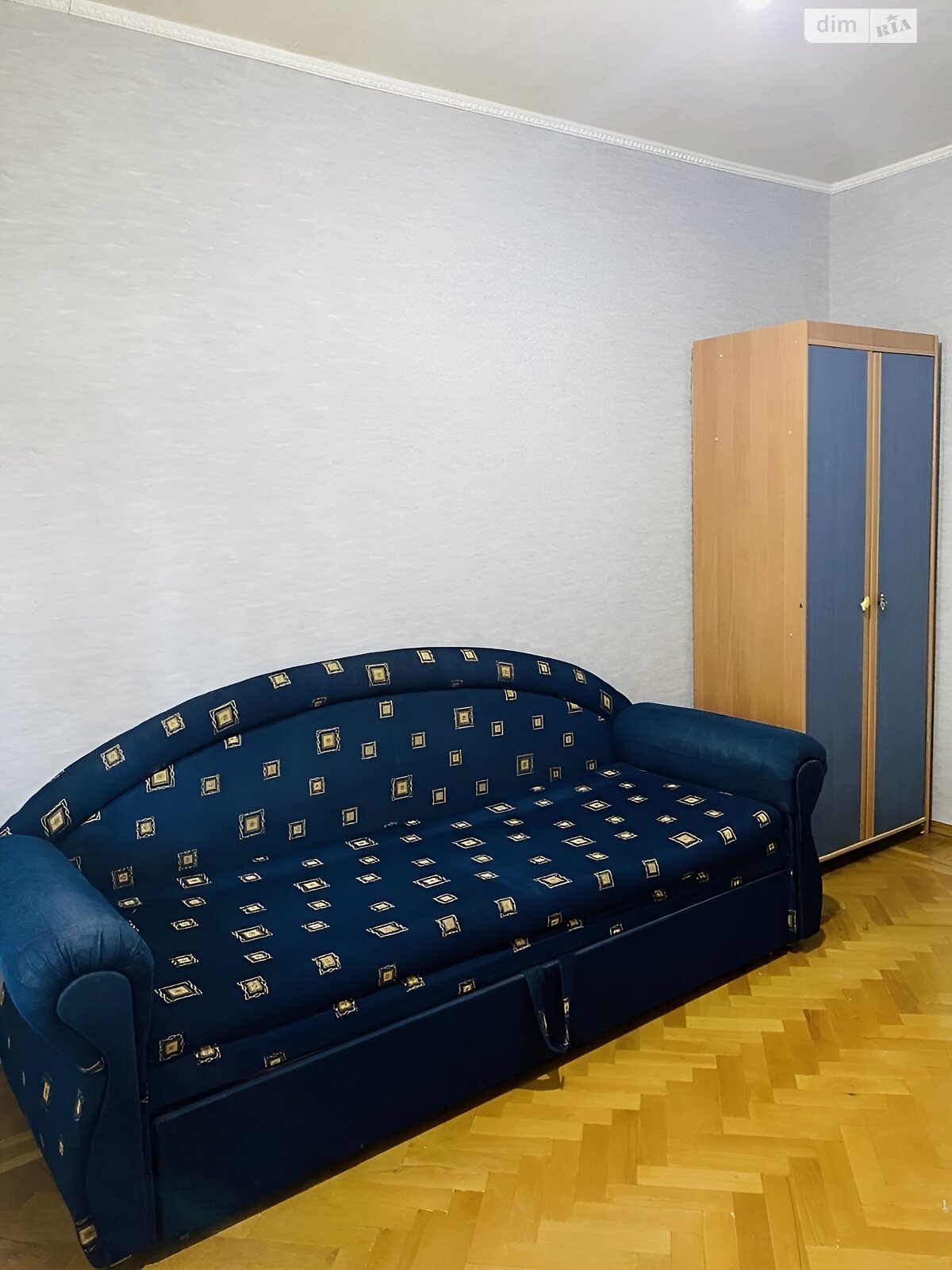 Продажа трехкомнатной квартиры в Днепре, на шоссе Донецкое, район Каменский фото 1 Продажа трехкомнатной квартиры в Днепре, на шоссе Донецкое, район Каменский фото 1