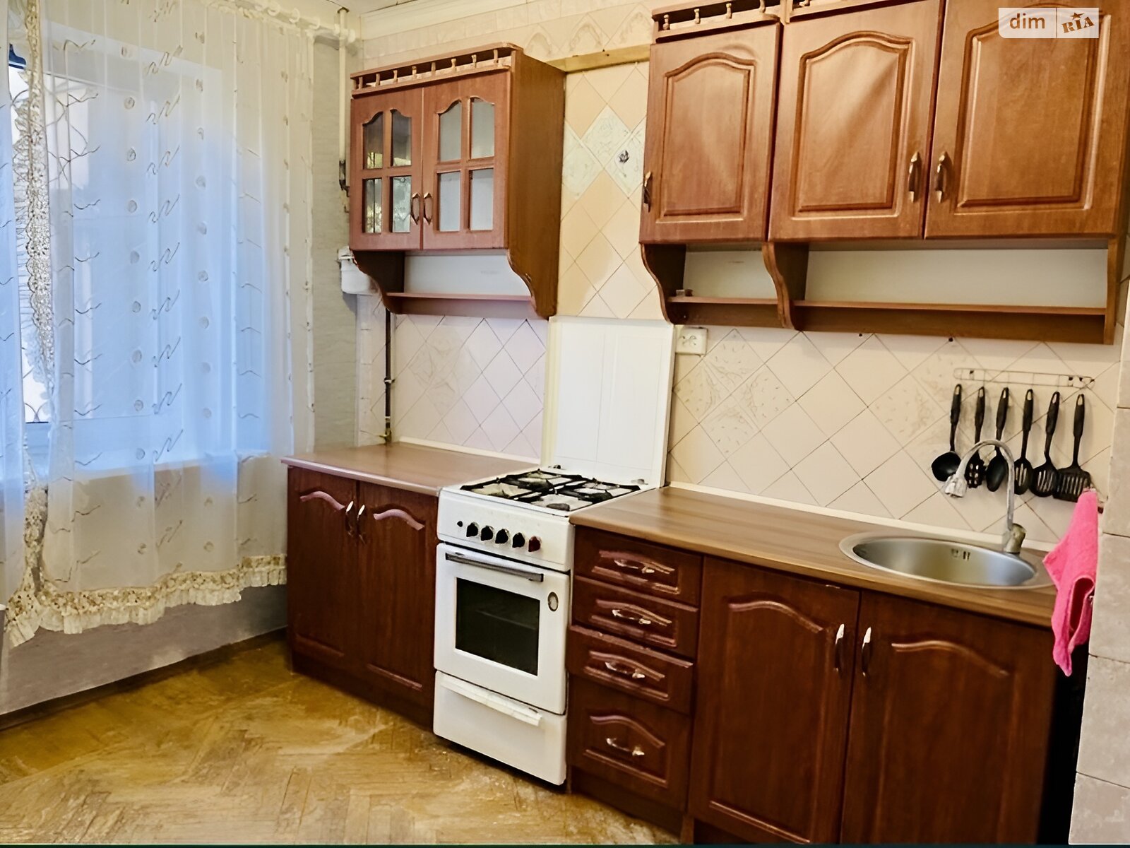 Продажа трехкомнатной квартиры в Днепре, на шоссе Донецкое, район Каменский фото 1 Продажа трехкомнатной квартиры в Днепре, на шоссе Донецкое, район Каменский фото 1