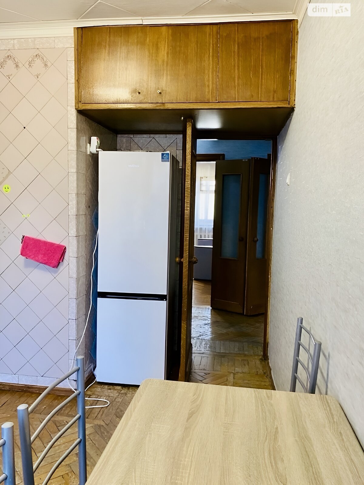 Продажа трехкомнатной квартиры в Днепре, на шоссе Донецкое, район Каменский фото 1 Продажа трехкомнатной квартиры в Днепре, на шоссе Донецкое, район Каменский фото 1