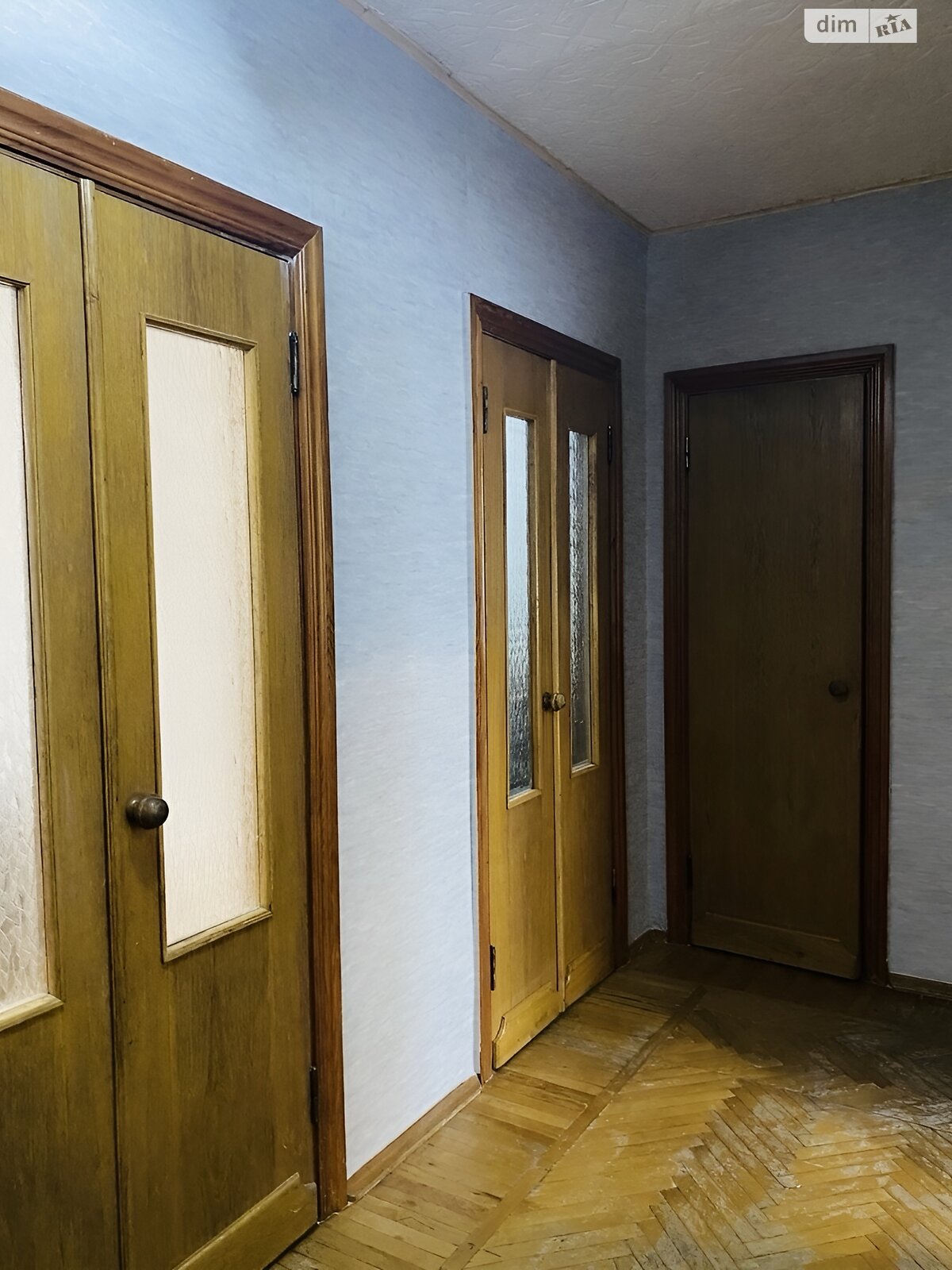 Продажа трехкомнатной квартиры в Днепре, на шоссе Донецкое, район Каменский фото 1 Продажа трехкомнатной квартиры в Днепре, на шоссе Донецкое, район Каменский фото 1