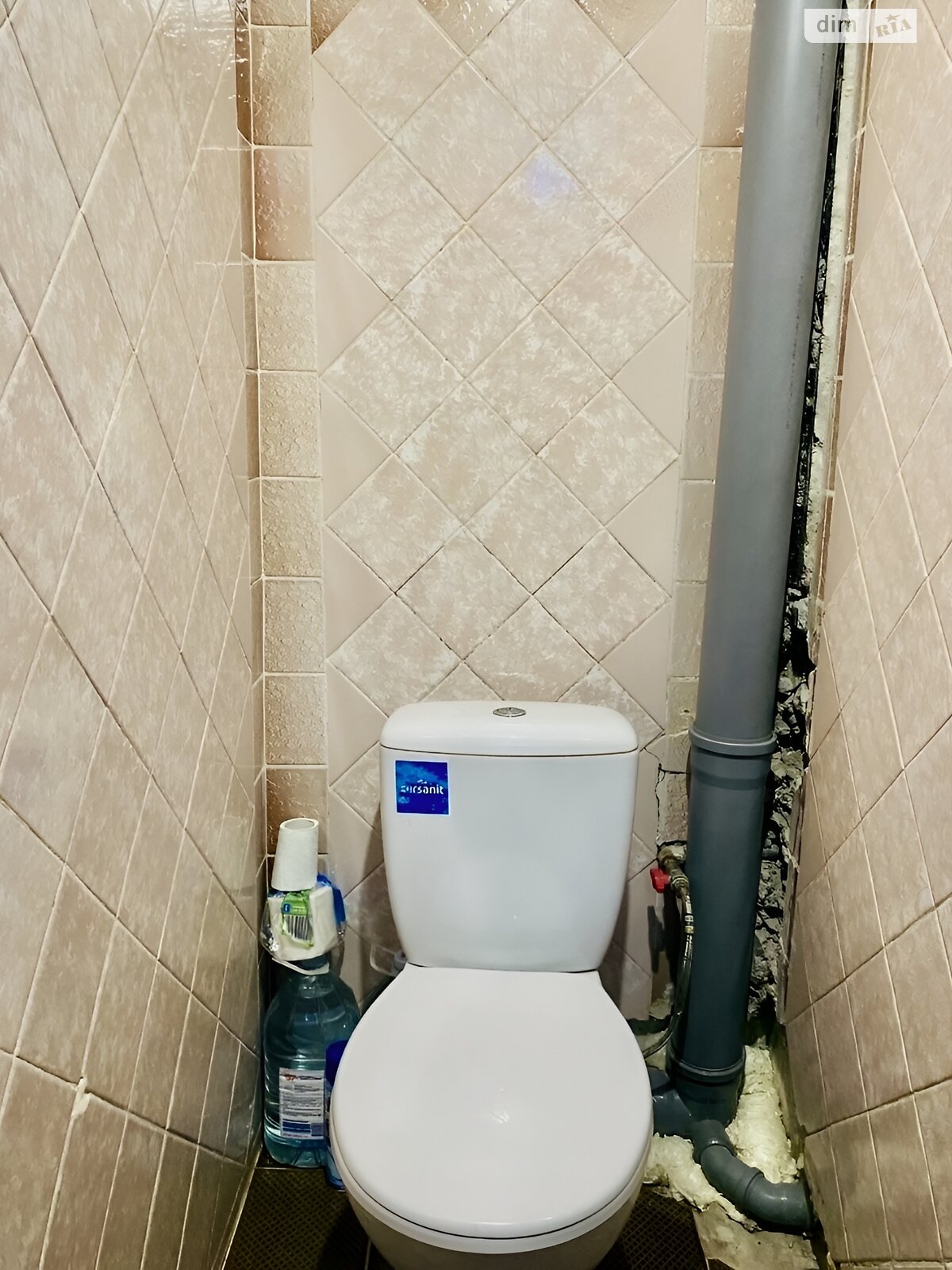 Продажа трехкомнатной квартиры в Днепре, на шоссе Донецкое, район Каменский фото 1 Продажа трехкомнатной квартиры в Днепре, на шоссе Донецкое, район Каменский фото 1