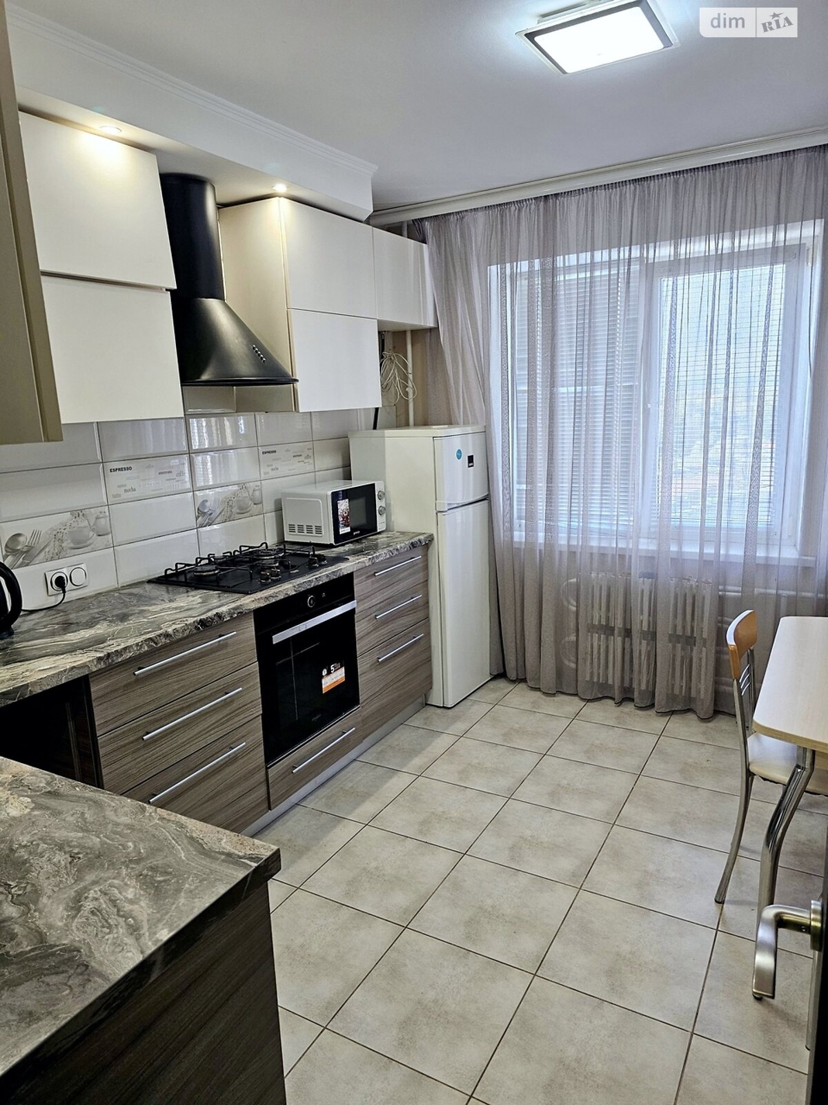 Продажа четырехкомнатной квартиры в Днепре, на шоссе Донецкое 15, район Каменский фото 1 Продажа четырехкомнатной квартиры в Днепре, на шоссе Донецкое 15, район Каменский фото 1