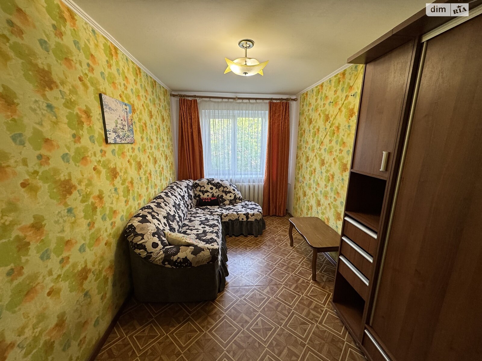 Продажа трехкомнатной квартиры в Днепре, на пл. Новокодацька 7, район Кайдаки фото 1 Продажа трехкомнатной квартиры в Днепре, на пл. Новокодацька 7, район Кайдаки фото 1