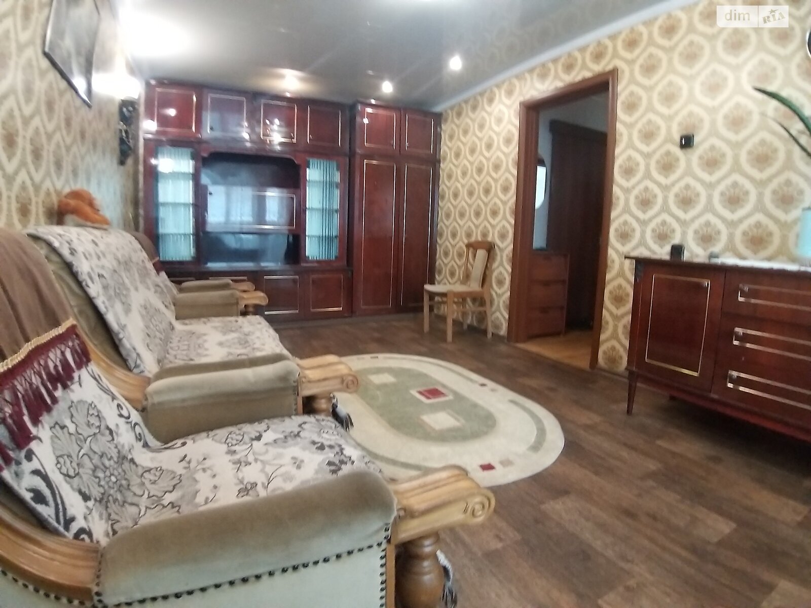 Продажа двухкомнатной квартиры в Днепре, на ул. Батумская 9, район Косиора фото 1 Продажа двухкомнатной квартиры в Днепре, на ул. Батумская 9, район Косиора фото 1