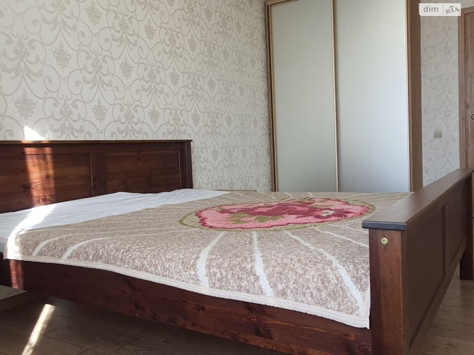Продажа двухкомнатной квартиры в Днепре, на ул. Хмельницкого Богдана 11А, район Косиора фото 1 Продажа двухкомнатной квартиры в Днепре, на ул. Хмельницкого Богдана 11А, район Косиора фото 1