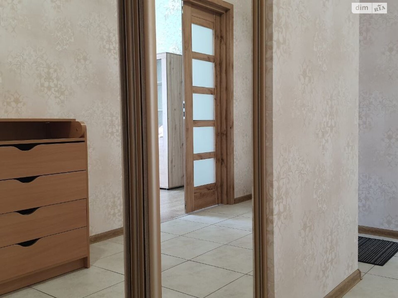 Продажа двухкомнатной квартиры в Днепре, на ул. Хмельницкого Богдана 11А, район Косиора фото 1 Продажа двухкомнатной квартиры в Днепре, на ул. Хмельницкого Богдана 11А, район Косиора фото 1