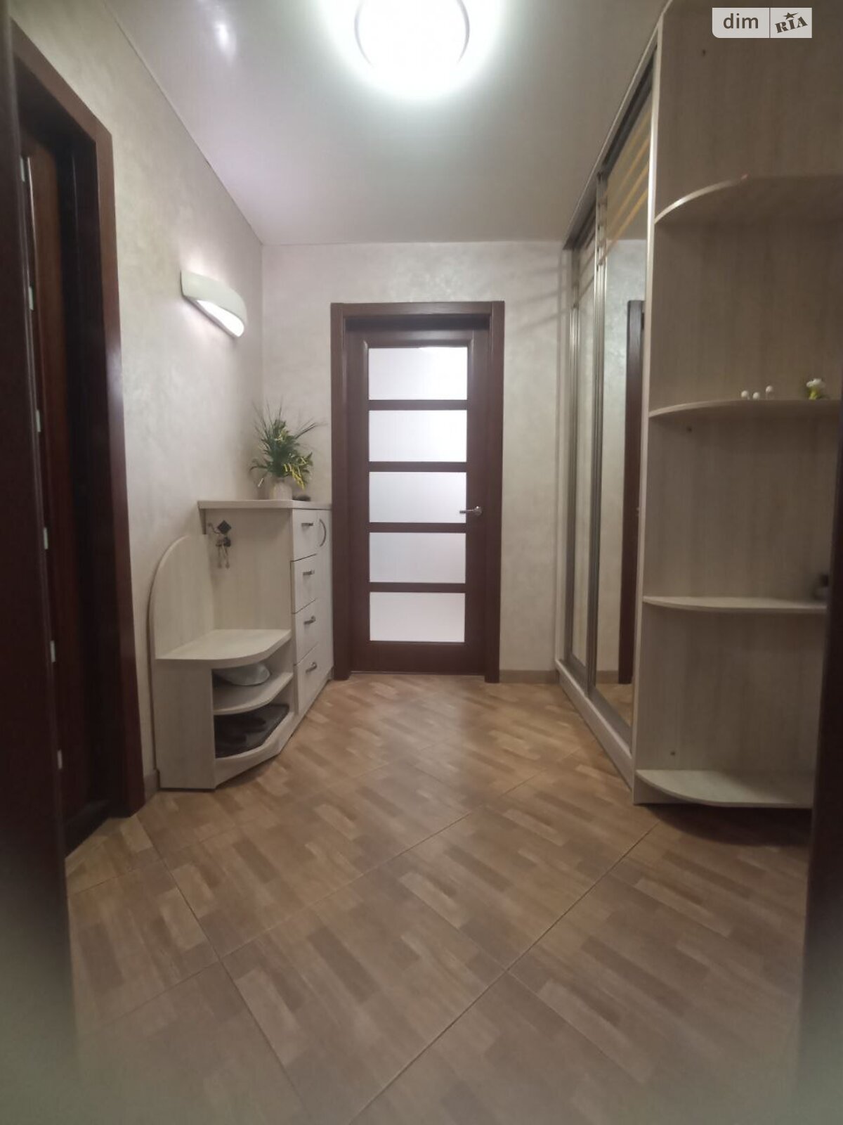 Продажа двухкомнатной квартиры в Днепре, на ул. Осенняя 13, район Косиора фото 1 Продажа двухкомнатной квартиры в Днепре, на ул. Осенняя 13, район Косиора фото 1