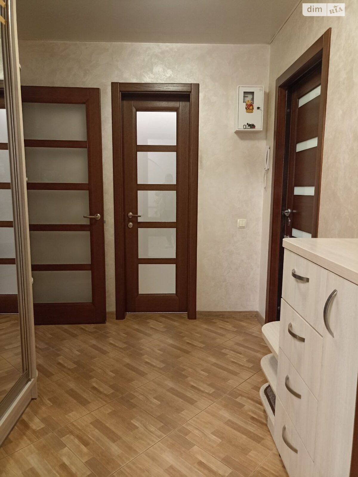 Продажа двухкомнатной квартиры в Днепре, на ул. Осенняя 13, район Косиора фото 1 Продажа двухкомнатной квартиры в Днепре, на ул. Осенняя 13, район Косиора фото 1