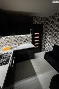Продаж трикімнатної квартири в Дніпрі, на вул. Осіння 9А, район Косіора фото 2