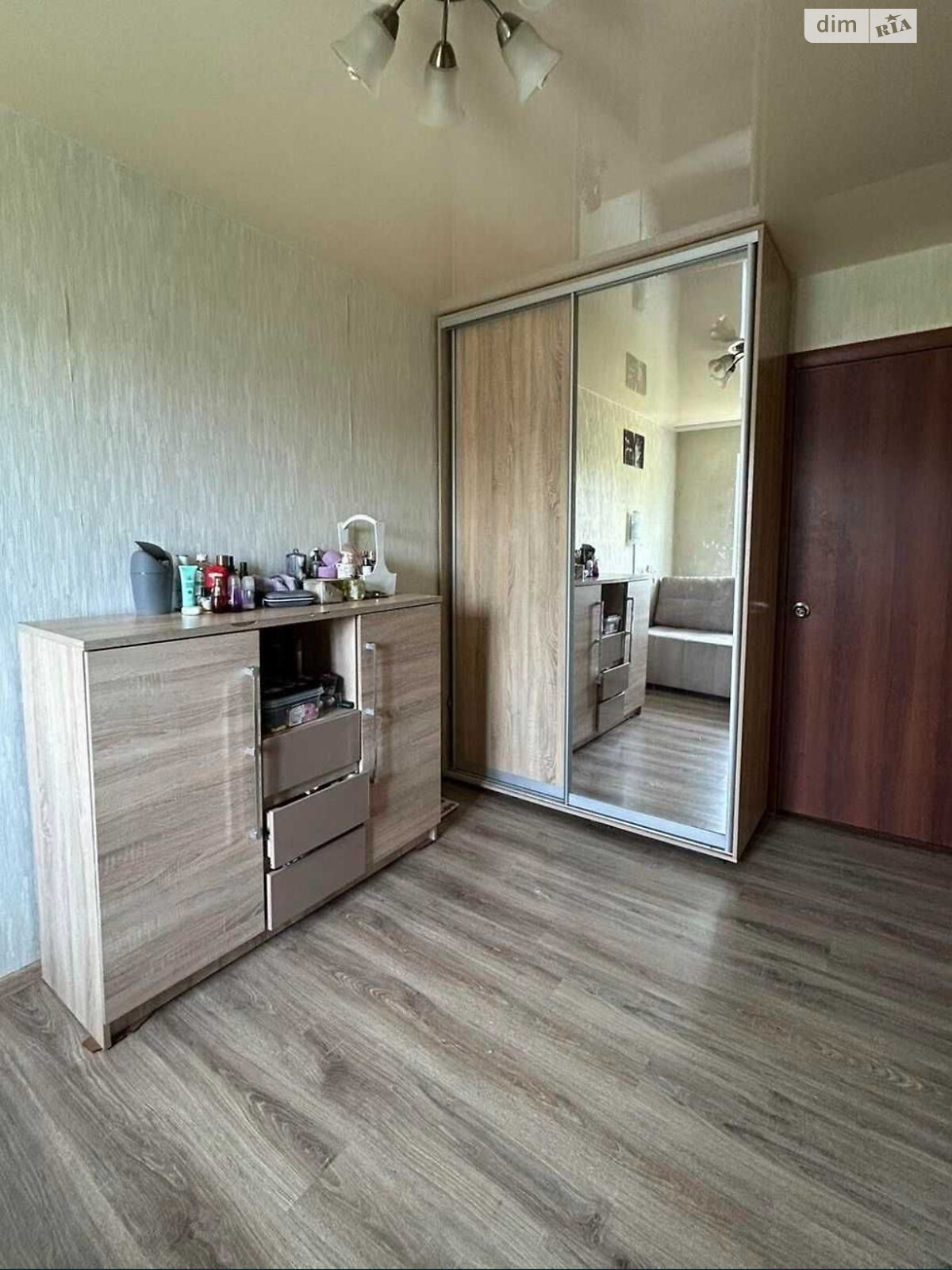 Продажа трехкомнатной квартиры в Днепре, на просп. Петра Калнышевского 52, район Косиора фото 1 Продажа трехкомнатной квартиры в Днепре, на просп. Петра Калнышевского 52, район Косиора фото 1
