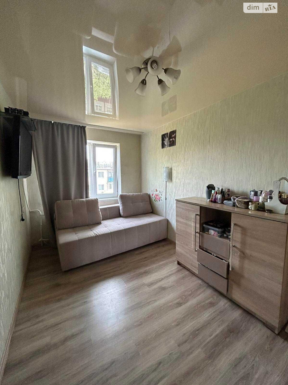 Продажа трехкомнатной квартиры в Днепре, на просп. Петра Калнышевского 52, район Косиора фото 1 Продажа трехкомнатной квартиры в Днепре, на просп. Петра Калнышевского 52, район Косиора фото 1