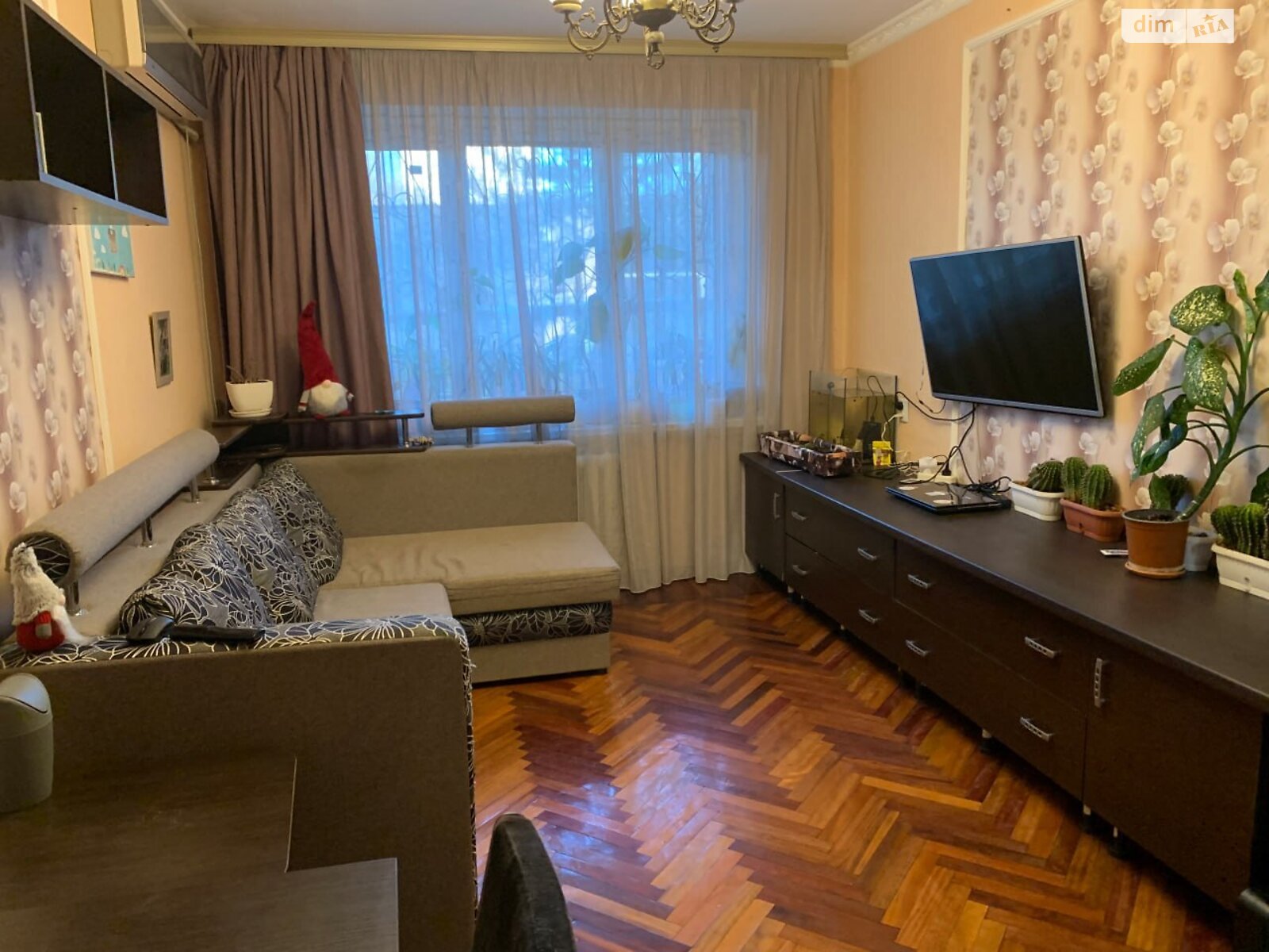 Продаж трикімнатної квартири в Дніпрі, на просп. Слобожанський 82, кв. 40, район Косіора фото 1 Продаж трикімнатної квартири в Дніпрі, на просп. Слобожанський 82, кв. 40, район Косіора фото 1