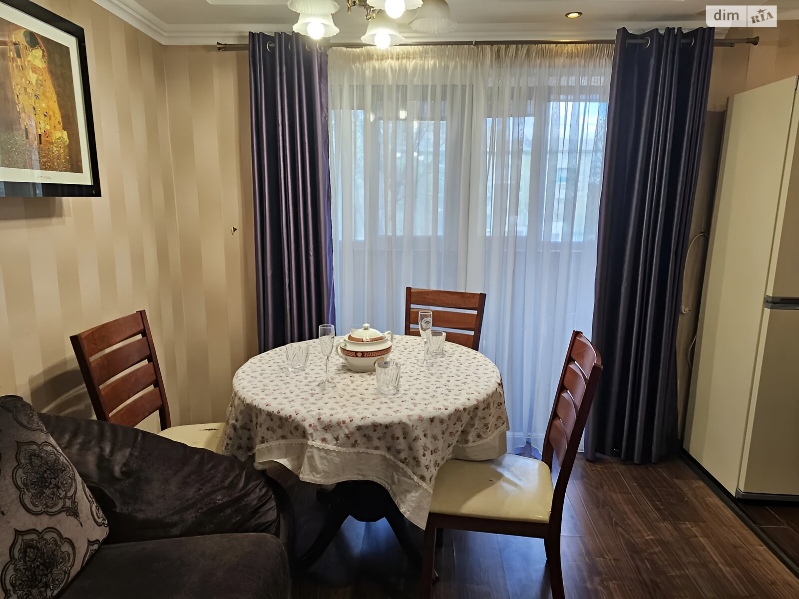 Продажа трехкомнатной квартиры в Днепре, на просп. Слобожанский 72, район Косиора фото 1 Продажа трехкомнатной квартиры в Днепре, на просп. Слобожанский 72, район Косиора фото 1