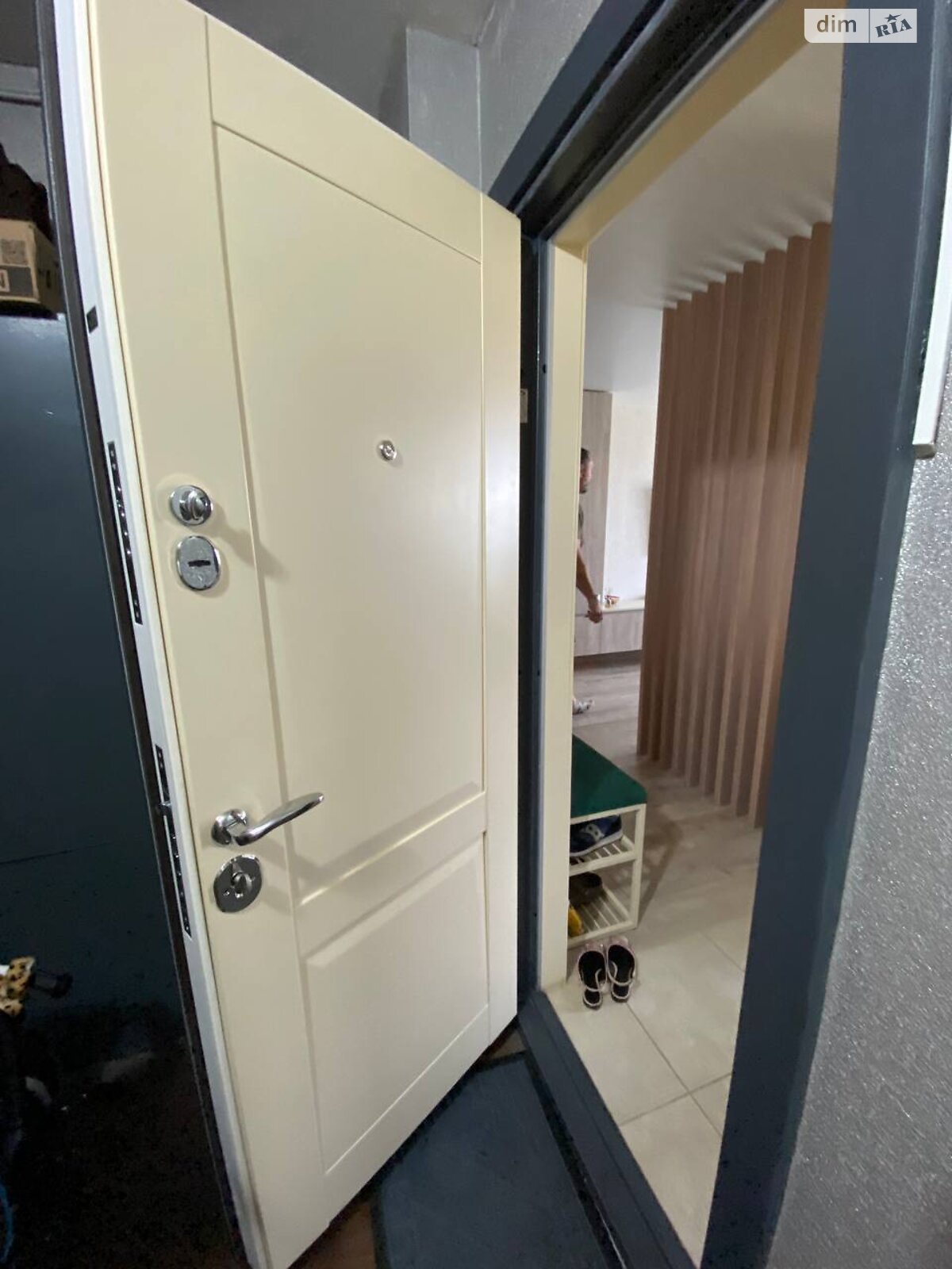 Продажа трехкомнатной квартиры в Днепре, на ул. Старочумацкая 11, район Косиора фото 1 Продажа трехкомнатной квартиры в Днепре, на ул. Старочумацкая 11, район Косиора фото 1