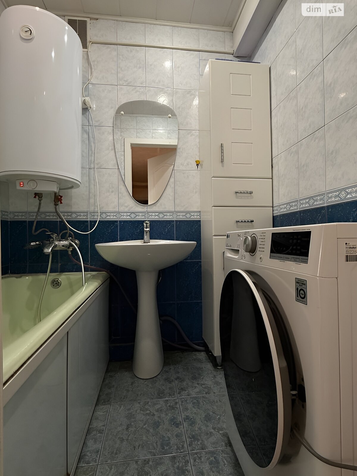 Продаж двокімнатної квартири в Дніпрі, на вул. Тютюнника Василя 11, район Косіора фото 1 Продаж двокімнатної квартири в Дніпрі, на вул. Тютюнника Василя 11, район Косіора фото 1