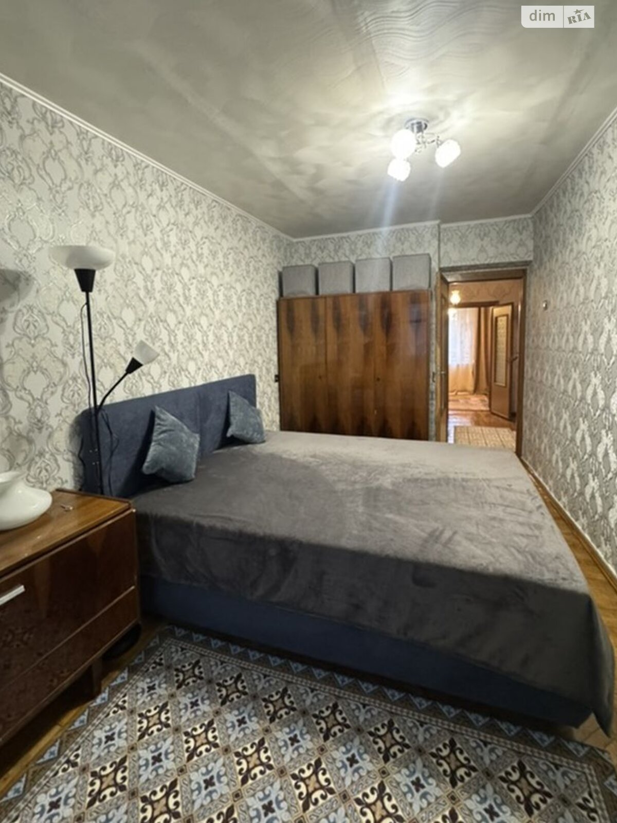 Продажа трехкомнатной квартиры в Днепре, на ул. Яркая 9, район Косиора фото 1 Продажа трехкомнатной квартиры в Днепре, на ул. Яркая 9, район Косиора фото 1