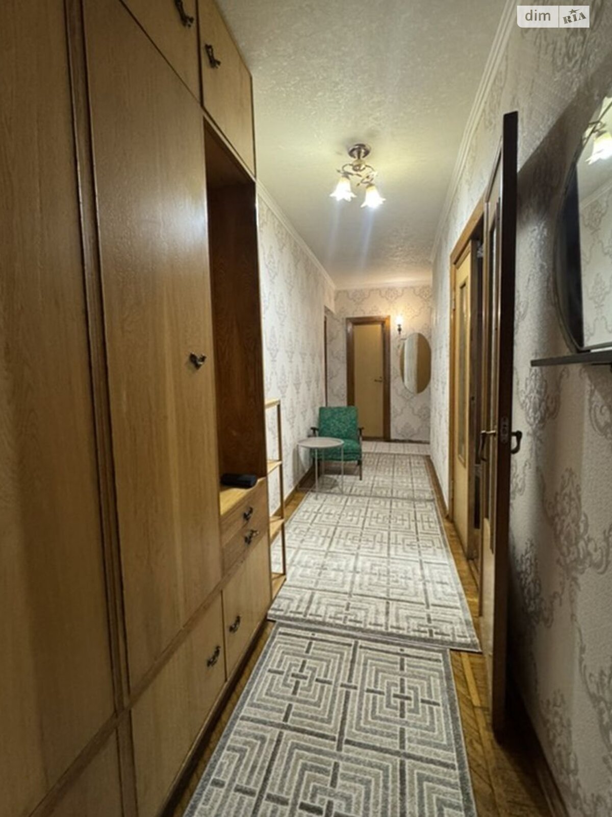 Продажа трехкомнатной квартиры в Днепре, на ул. Яркая 9, район Косиора фото 1 Продажа трехкомнатной квартиры в Днепре, на ул. Яркая 9, район Косиора фото 1