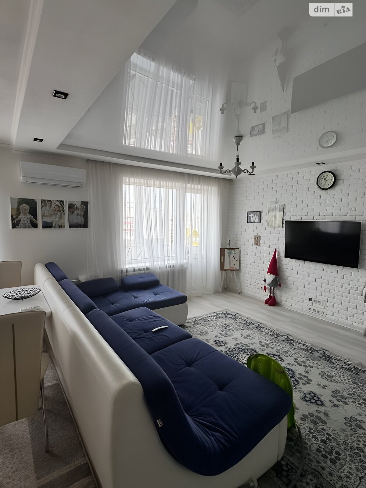 Продаж трикімнатної квартири в Дніпрі, на вул. Велика Діївська 4, район Червоний Камінь фото 1 Продаж трикімнатної квартири в Дніпрі, на вул. Велика Діївська 4, район Червоний Камінь фото 1
