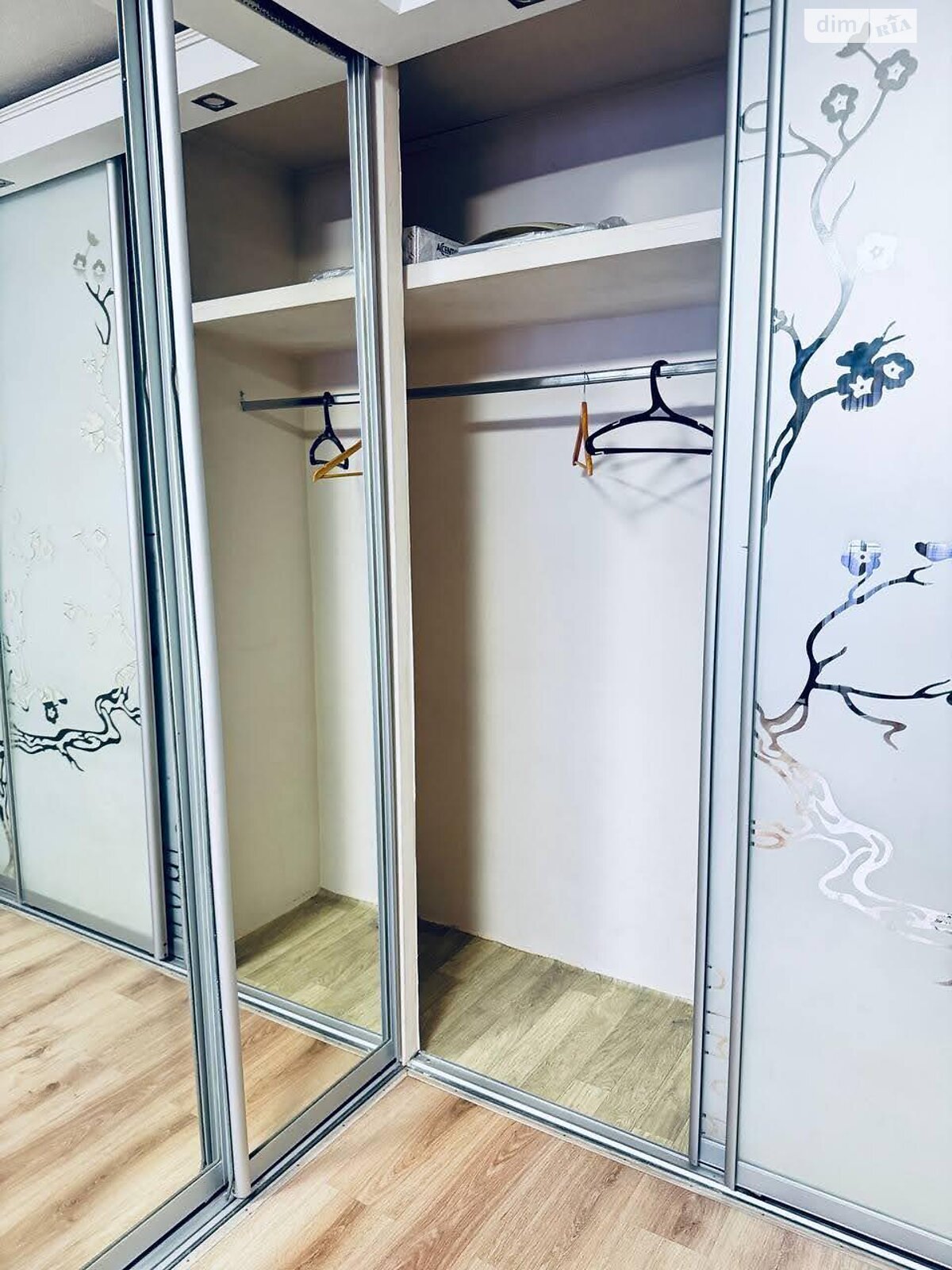 Продажа двухкомнатной квартиры в Днепре, на ул. Кондратюка Юрия 1, кв. 122, район Красный Камень фото 1 Продажа двухкомнатной квартиры в Днепре, на ул. Кондратюка Юрия 1, кв. 122, район Красный Камень фото 1