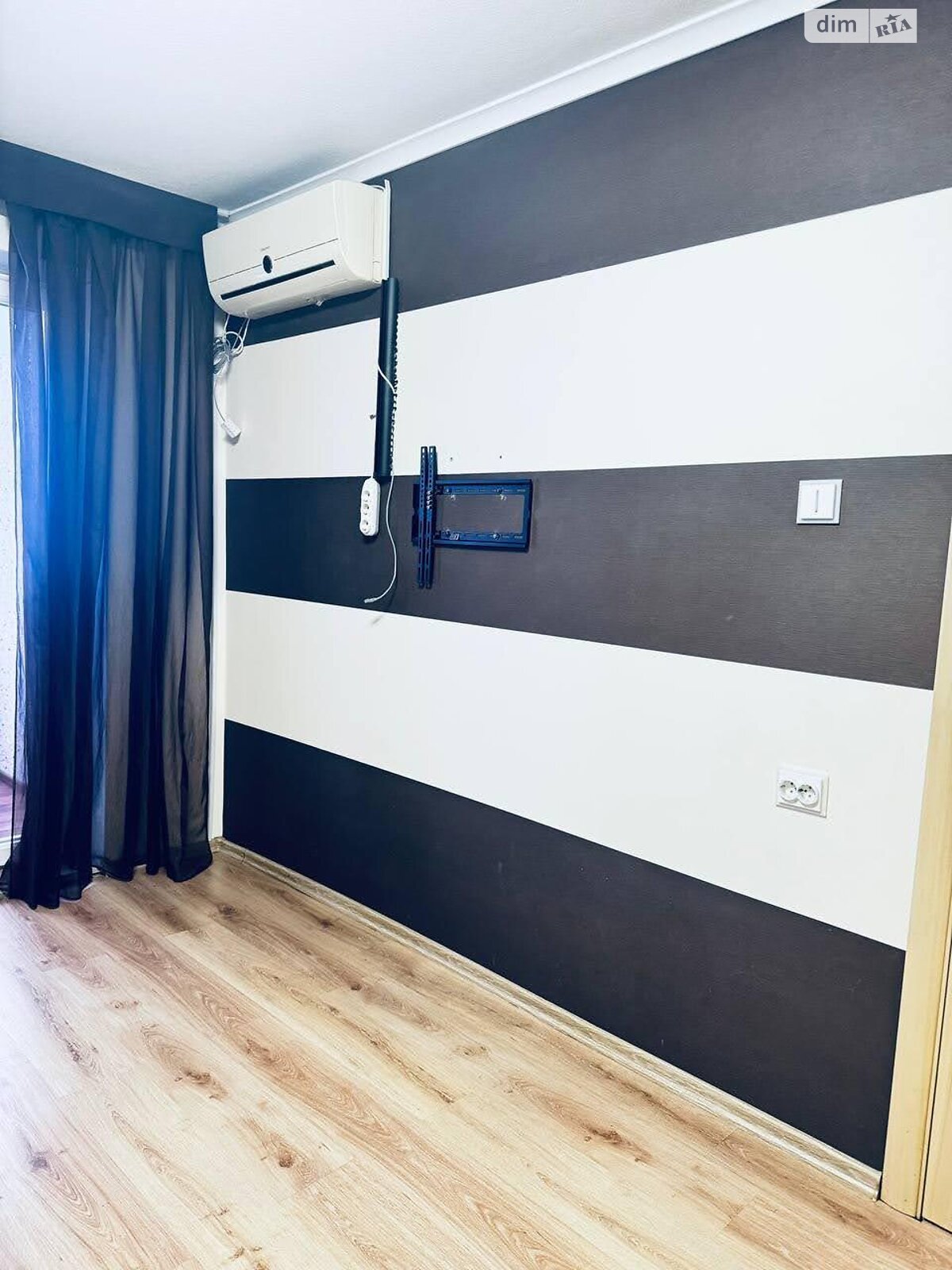 Продажа двухкомнатной квартиры в Днепре, на ул. Кондратюка Юрия 1, кв. 122, район Красный Камень фото 1 Продажа двухкомнатной квартиры в Днепре, на ул. Кондратюка Юрия 1, кв. 122, район Красный Камень фото 1