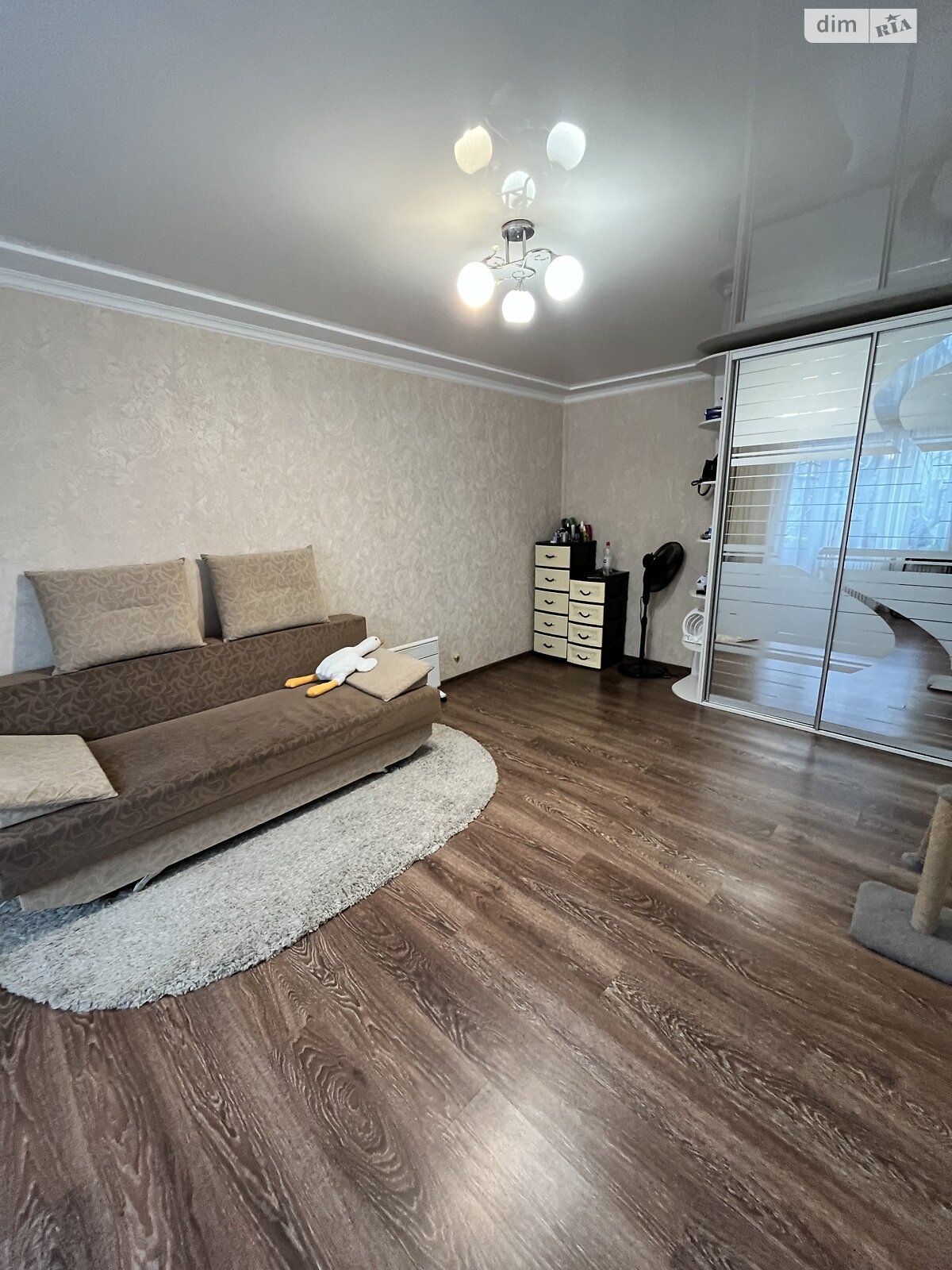 Продаж однокімнатної квартири в Дніпрі, на мас. Червоний Камінь 10, район Червоний Камінь фото 1 Продаж однокімнатної квартири в Дніпрі, на мас. Червоний Камінь 10, район Червоний Камінь фото 1