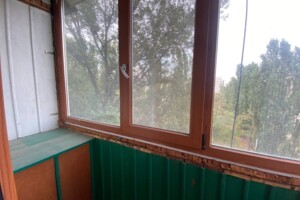 Продажа трехкомнатной квартиры в Днепре, на мас. Красный Камень 5, район Красный Камень фото 2