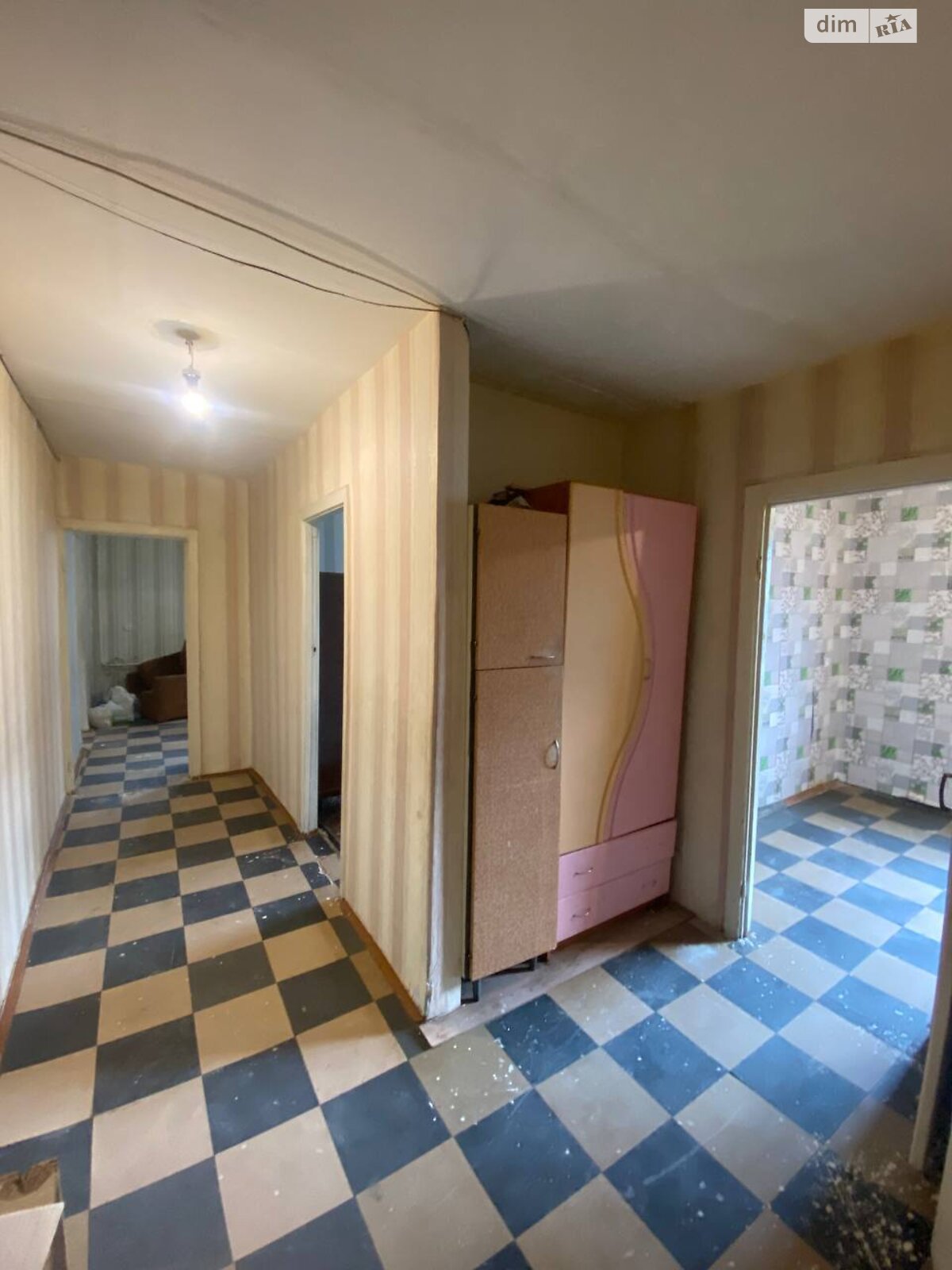 Продаж трикімнатної квартири в Дніпрі, на мас. Червоний Камінь 5, район Червоний Камінь фото 1 Продаж трикімнатної квартири в Дніпрі, на мас. Червоний Камінь 5, район Червоний Камінь фото 1