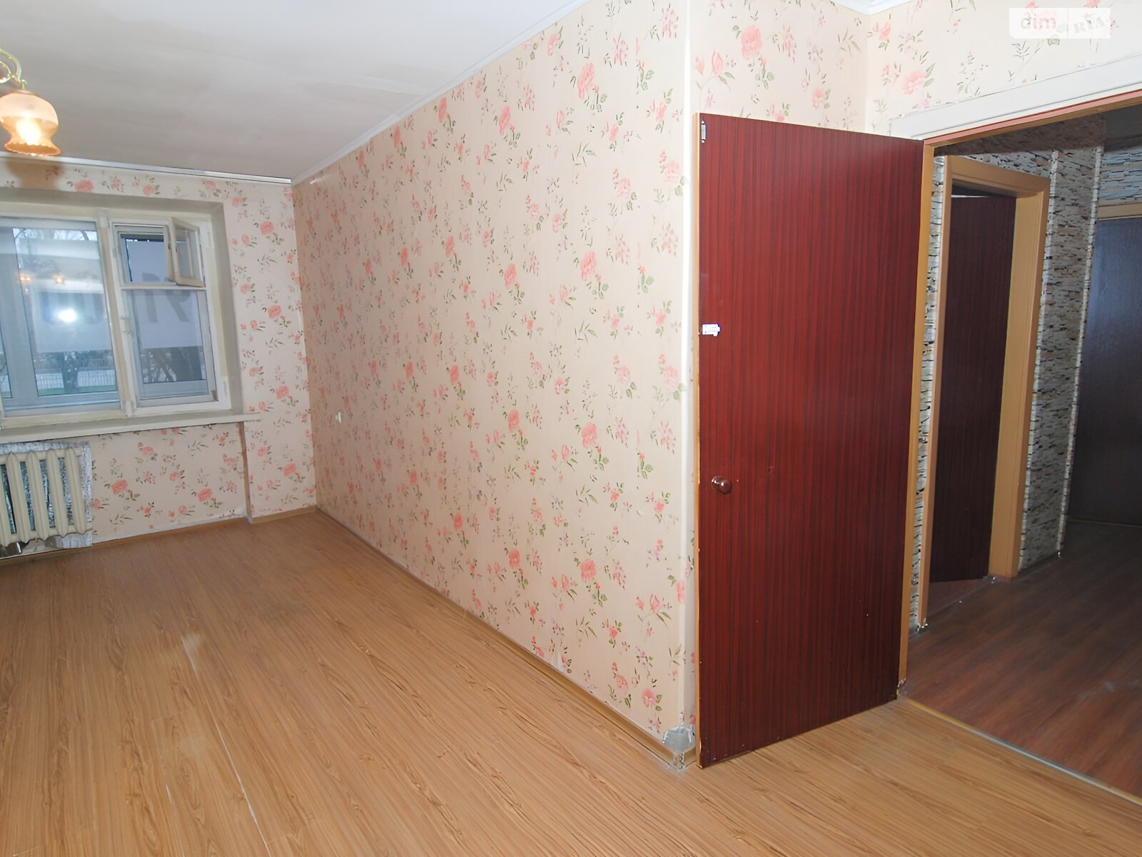 Продаж трикімнатної квартири в Дніпрі, на мас. Червоний Камінь 4, район Червоний Камінь фото 1 Продаж трикімнатної квартири в Дніпрі, на мас. Червоний Камінь 4, район Червоний Камінь фото 1