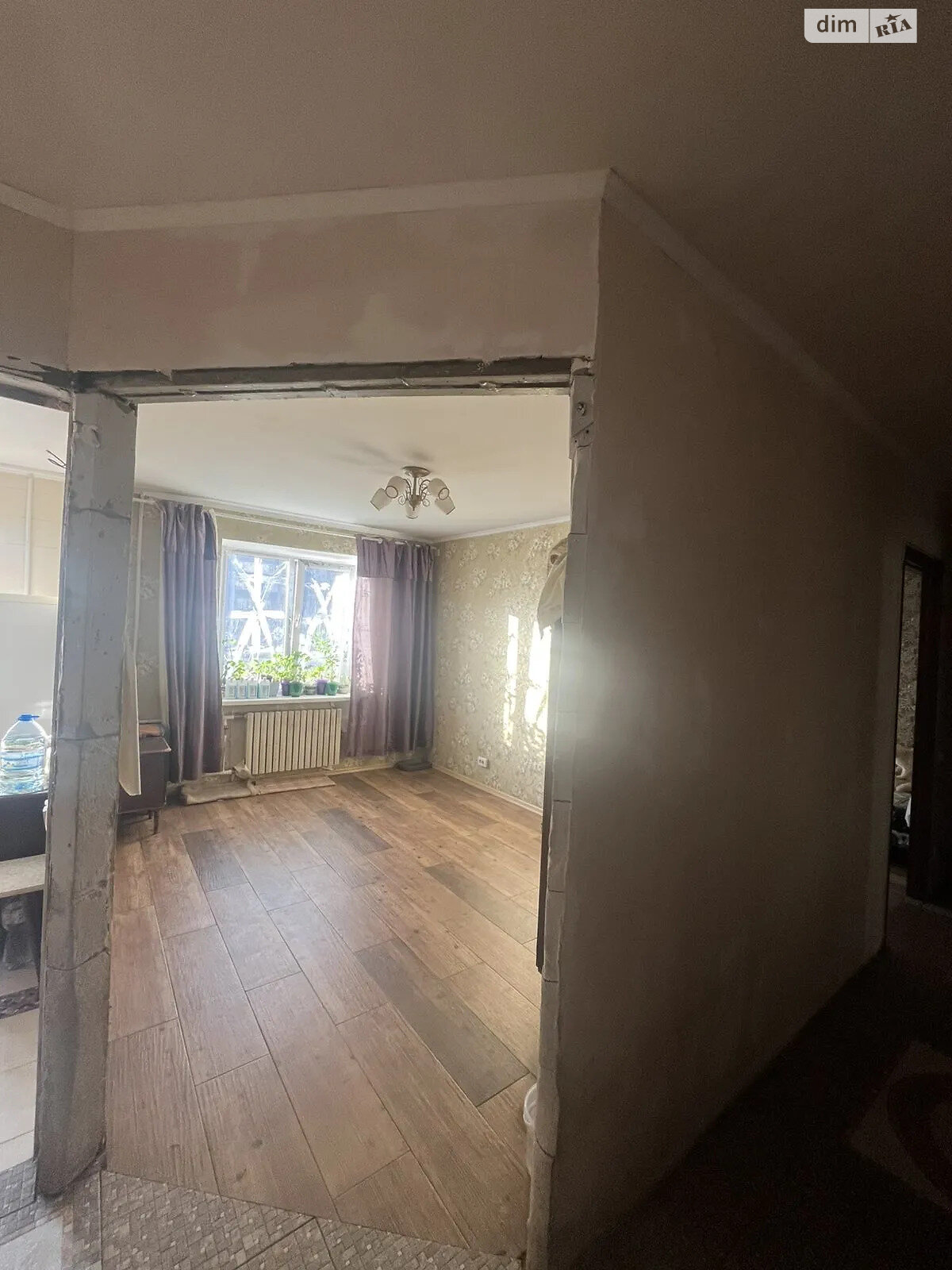 Продажа трехкомнатной квартиры в Днепре, на мас. Красный Камень 19, район Красный Камень фото 1 Продажа трехкомнатной квартиры в Днепре, на мас. Красный Камень 19, район Красный Камень фото 1
