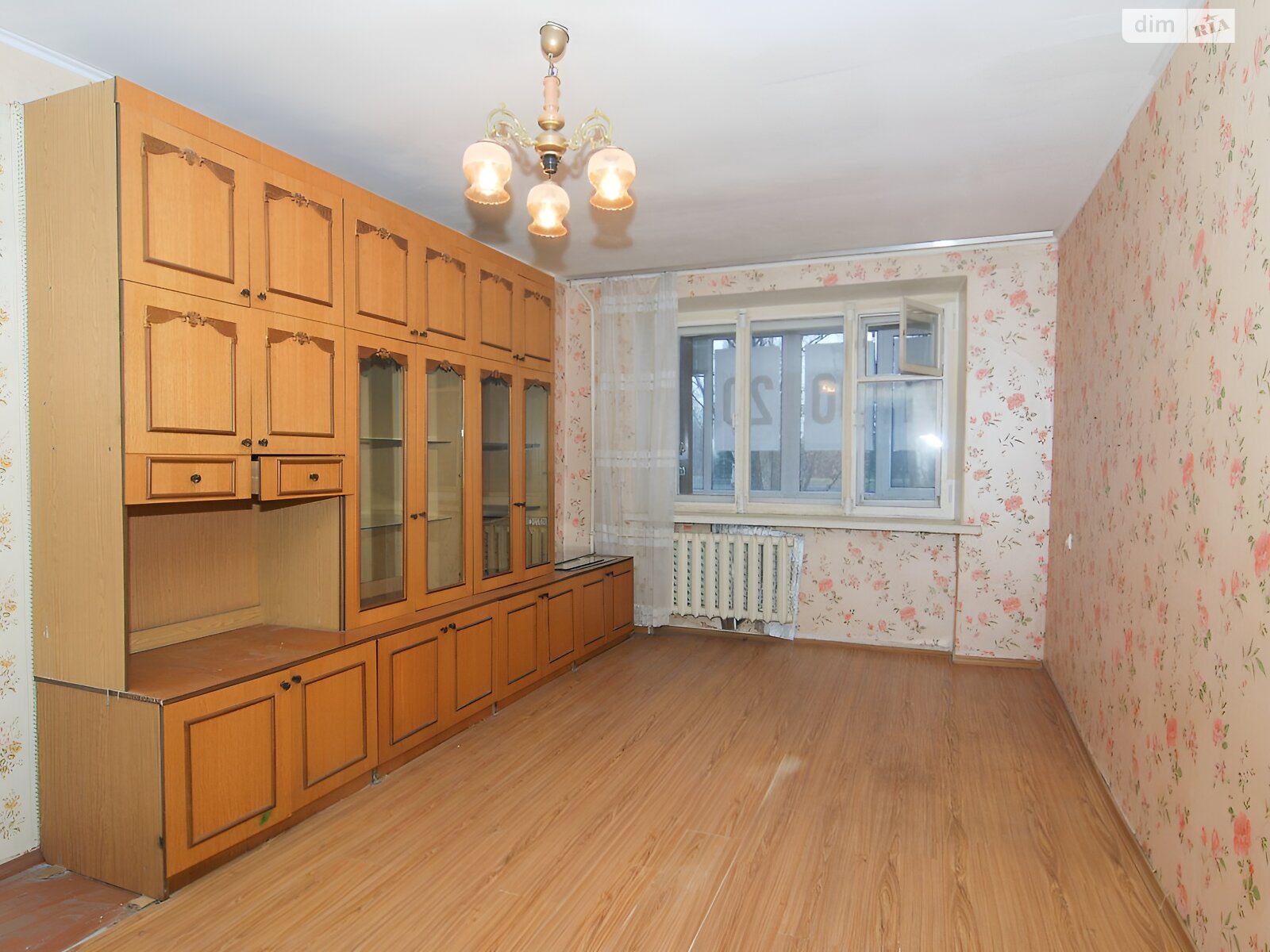 Продаж трикімнатної квартири в Дніпрі, на мас. Червоний Камінь 4, район Червоний Камінь фото 1 Продаж трикімнатної квартири в Дніпрі, на мас. Червоний Камінь 4, район Червоний Камінь фото 1