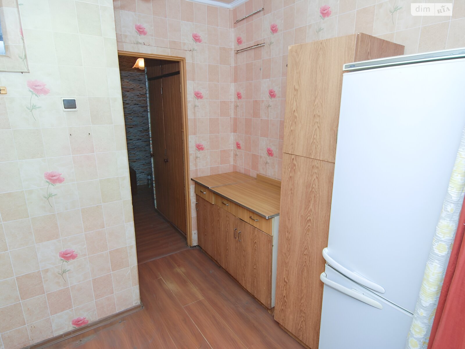 Продаж трикімнатної квартири в Дніпрі, на мас. Червоний Камінь 4, район Червоний Камінь фото 1 Продаж трикімнатної квартири в Дніпрі, на мас. Червоний Камінь 4, район Червоний Камінь фото 1