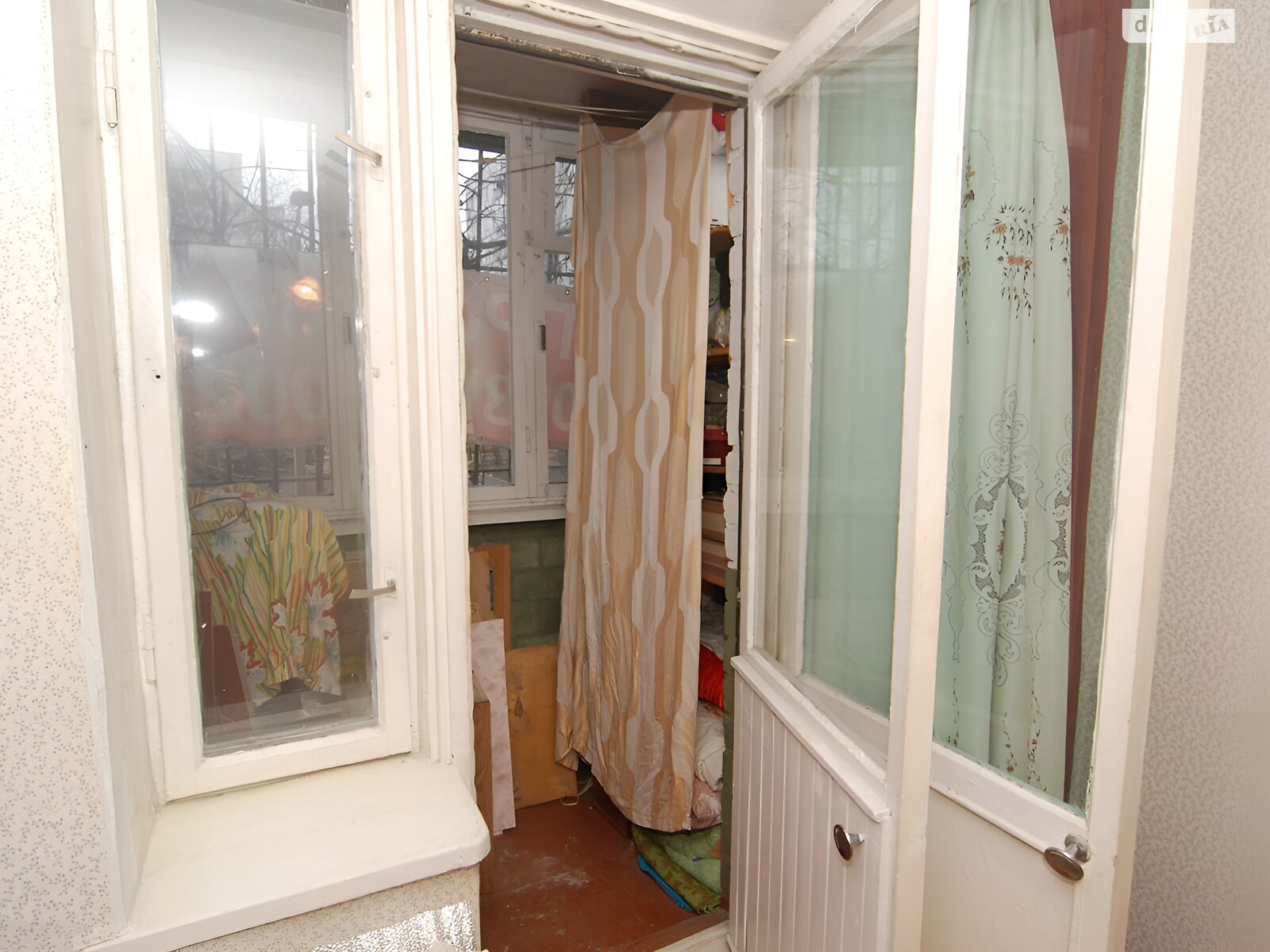 Продаж трикімнатної квартири в Дніпрі, на мас. Червоний Камінь 4, район Червоний Камінь фото 1 Продаж трикімнатної квартири в Дніпрі, на мас. Червоний Камінь 4, район Червоний Камінь фото 1