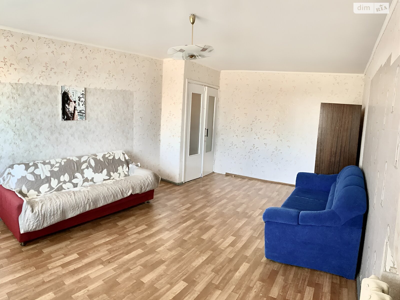 Продаж трикімнатної квартири в Дніпрі, на мас. Червоний Камінь, район Червоний Камінь фото 1 Продаж трикімнатної квартири в Дніпрі, на мас. Червоний Камінь, район Червоний Камінь фото 1
