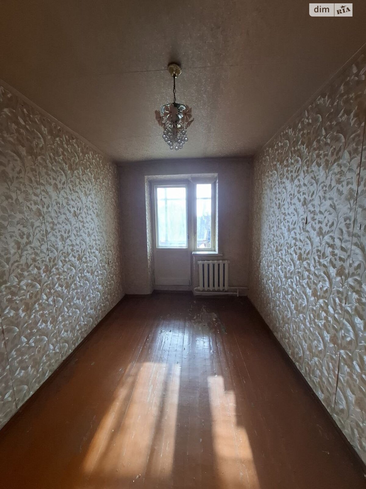 Продаж чотирикімнатної квартири в Дніпрі, на мас. Червоний Камінь 4, район Червоний Камінь фото 1 Продаж чотирикімнатної квартири в Дніпрі, на мас. Червоний Камінь 4, район Червоний Камінь фото 1