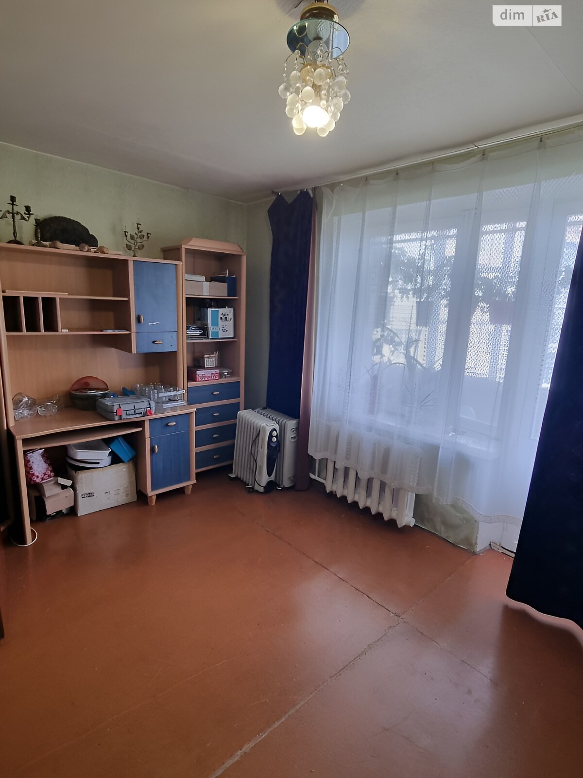 Продажа трехкомнатной квартиры в Днепре, на мас. Красный Камень 13, район Красный Камень фото 1 Продажа трехкомнатной квартиры в Днепре, на мас. Красный Камень 13, район Красный Камень фото 1