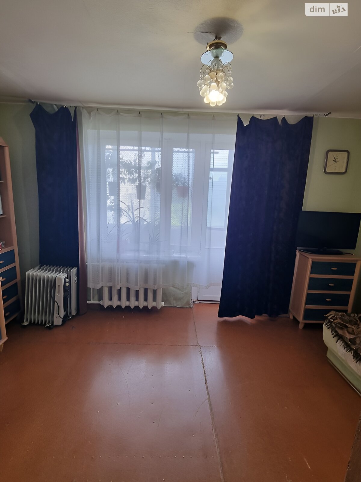 Продажа трехкомнатной квартиры в Днепре, на мас. Красный Камень 13, район Красный Камень фото 1 Продажа трехкомнатной квартиры в Днепре, на мас. Красный Камень 13, район Красный Камень фото 1