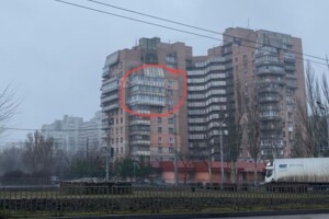 Продажа трехкомнатной квартиры в Днепре, на ул. Савкина 3, район Красный Камень фото 2