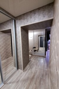 Продажа трехкомнатной квартиры в Днепре, на ул. Савкина 4, район Красный Камень фото 2