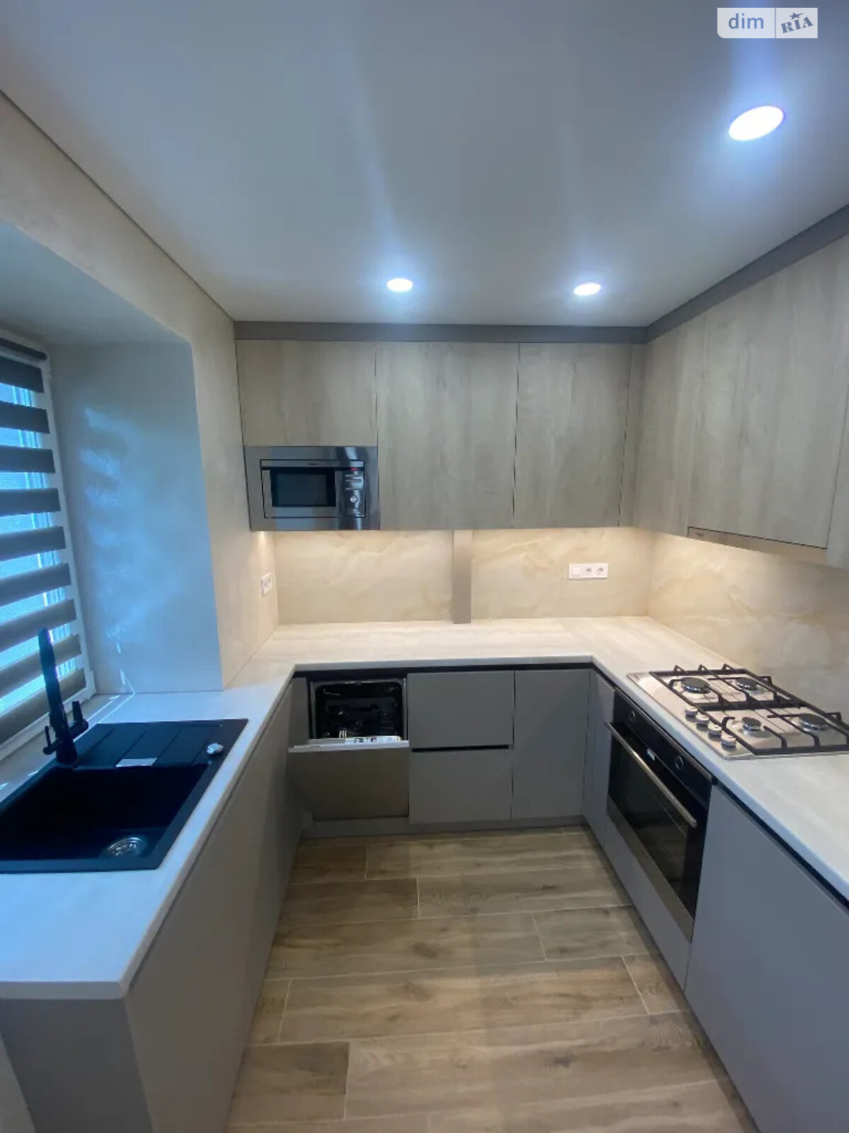 Продажа трехкомнатной квартиры в Днепре, на ул. Савкина 2, район Красный Камень фото 1 Продажа трехкомнатной квартиры в Днепре, на ул. Савкина 2, район Красный Камень фото 1