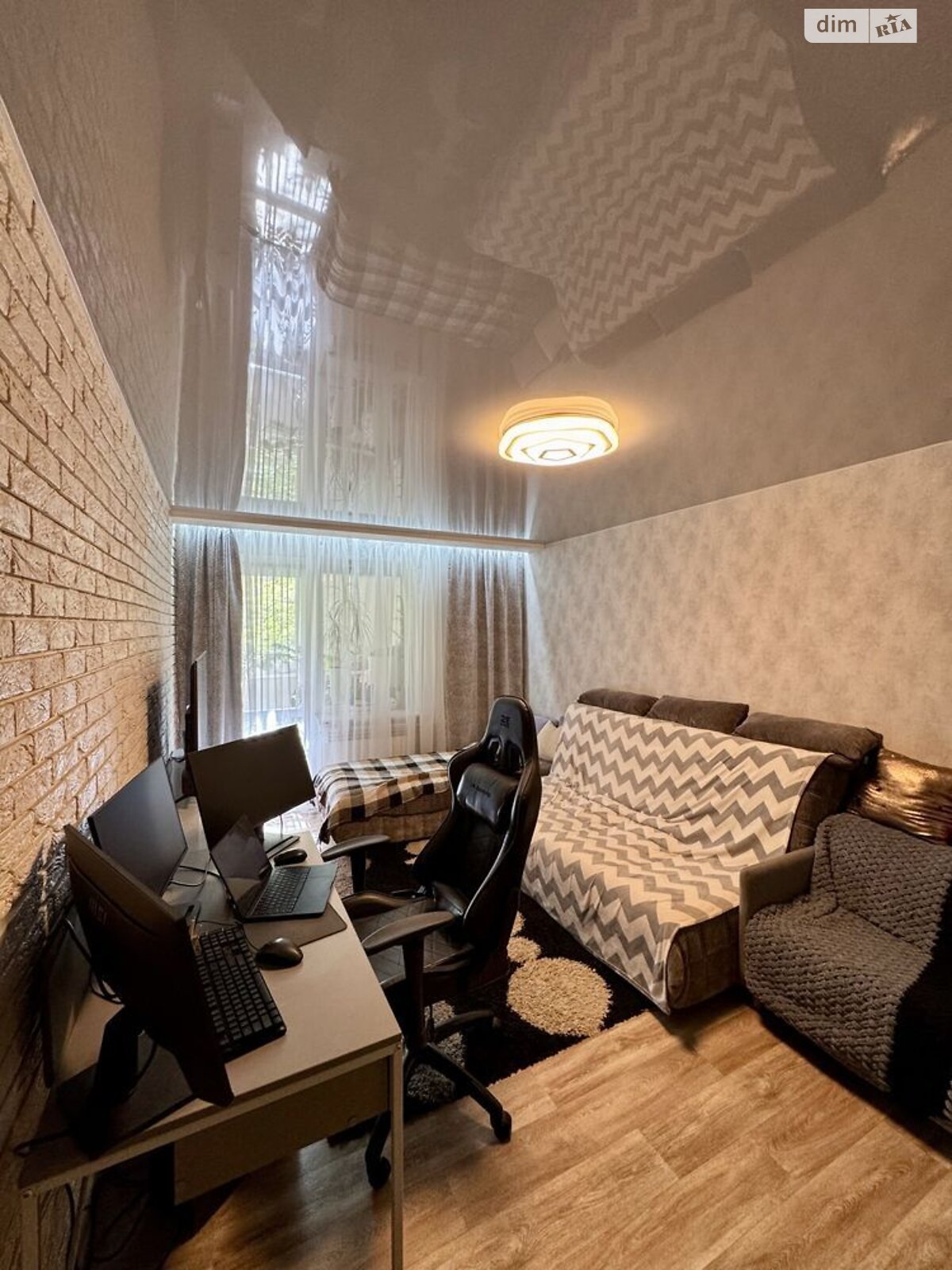 Продажа трехкомнатной квартиры в Днепре, на ул. Савкина 4, район Красный Камень фото 1 Продажа трехкомнатной квартиры в Днепре, на ул. Савкина 4, район Красный Камень фото 1
