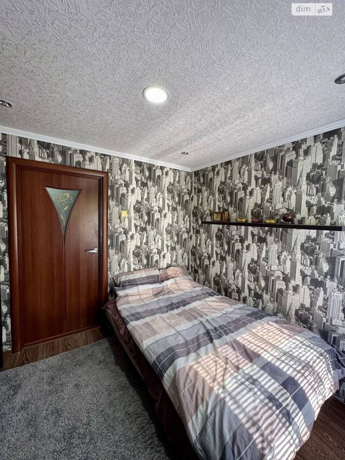 Продажа трехкомнатной квартиры в Днепре, на ул. Савкина 4, район Красный Камень фото 1 Продажа трехкомнатной квартиры в Днепре, на ул. Савкина 4, район Красный Камень фото 1
