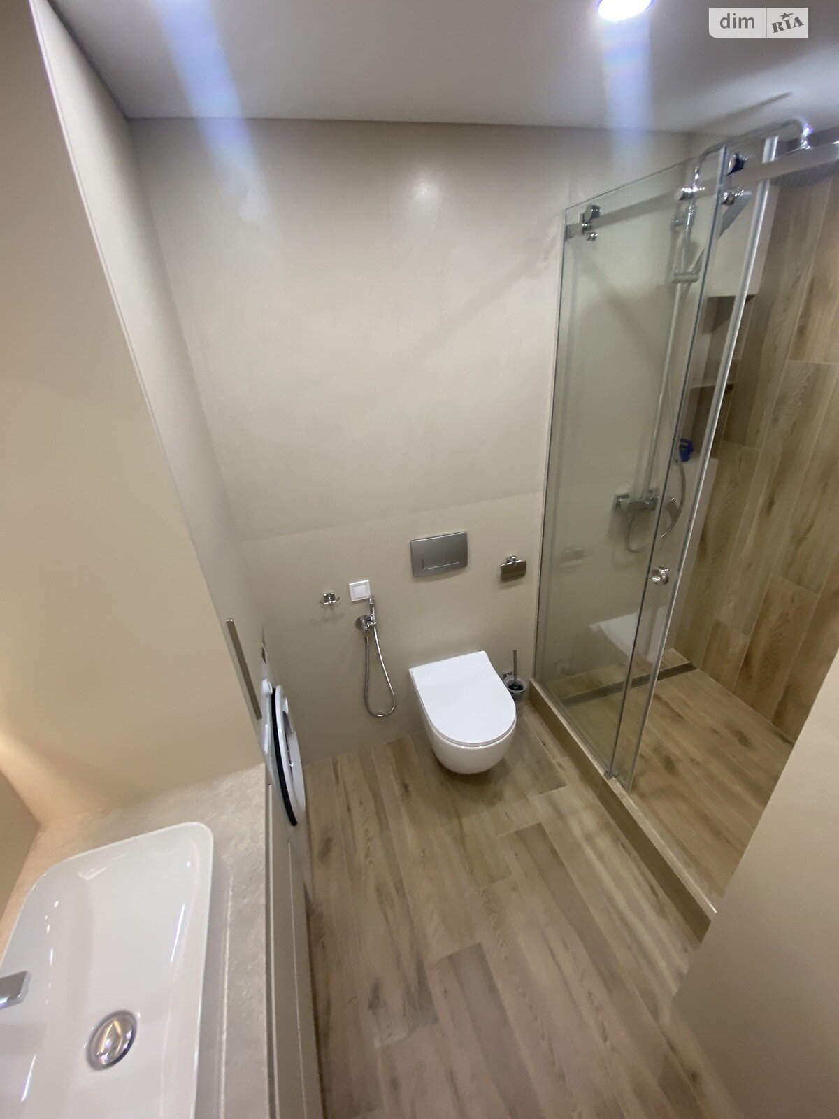 Продажа трехкомнатной квартиры в Днепре, на ул. Савкина 2, район Красный Камень фото 1 Продажа трехкомнатной квартиры в Днепре, на ул. Савкина 2, район Красный Камень фото 1