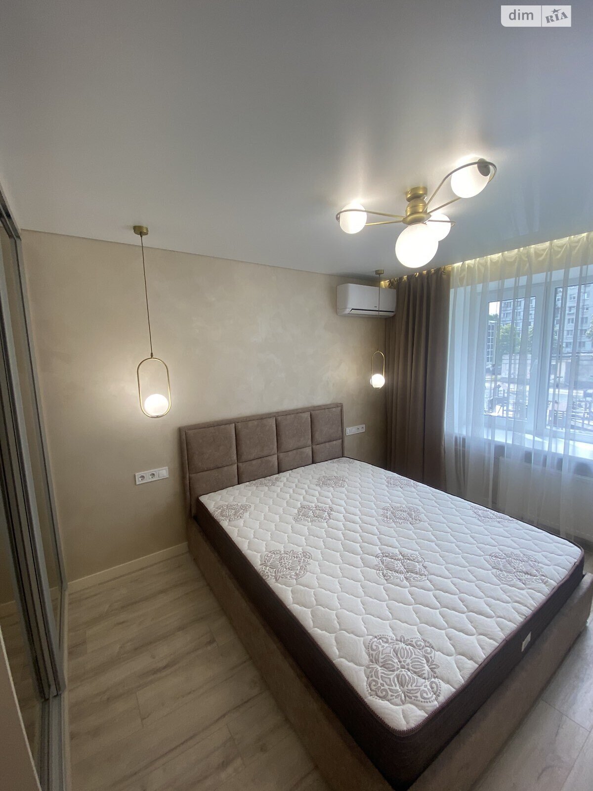 Продажа трехкомнатной квартиры в Днепре, на ул. Савкина 2, район Красный Камень фото 1 Продажа трехкомнатной квартиры в Днепре, на ул. Савкина 2, район Красный Камень фото 1