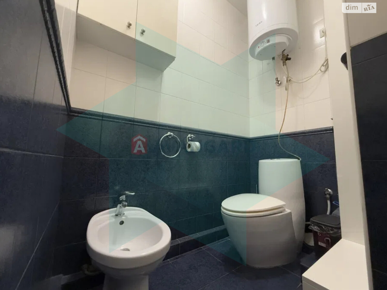 Продажа трехкомнатной квартиры в Днепре, на спуск Крутогорная 9, фото 1 Продажа трехкомнатной квартиры в Днепре, на спуск Крутогорная 9, фото 1