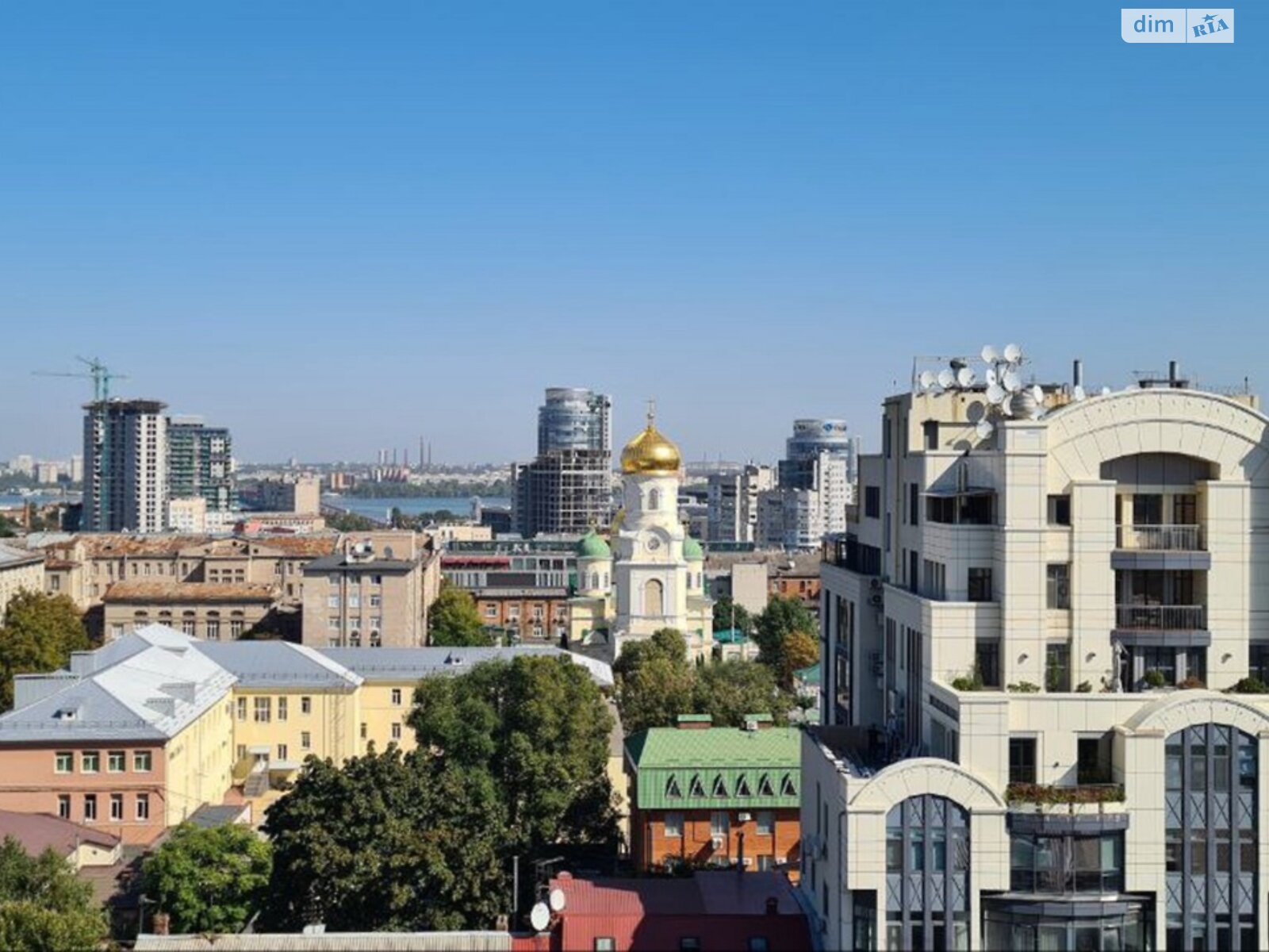 Продажа трехкомнатной квартиры в Днепре, на ул. Троицкая 5, фото 1 Продажа трехкомнатной квартиры в Днепре, на ул. Троицкая 5, фото 1