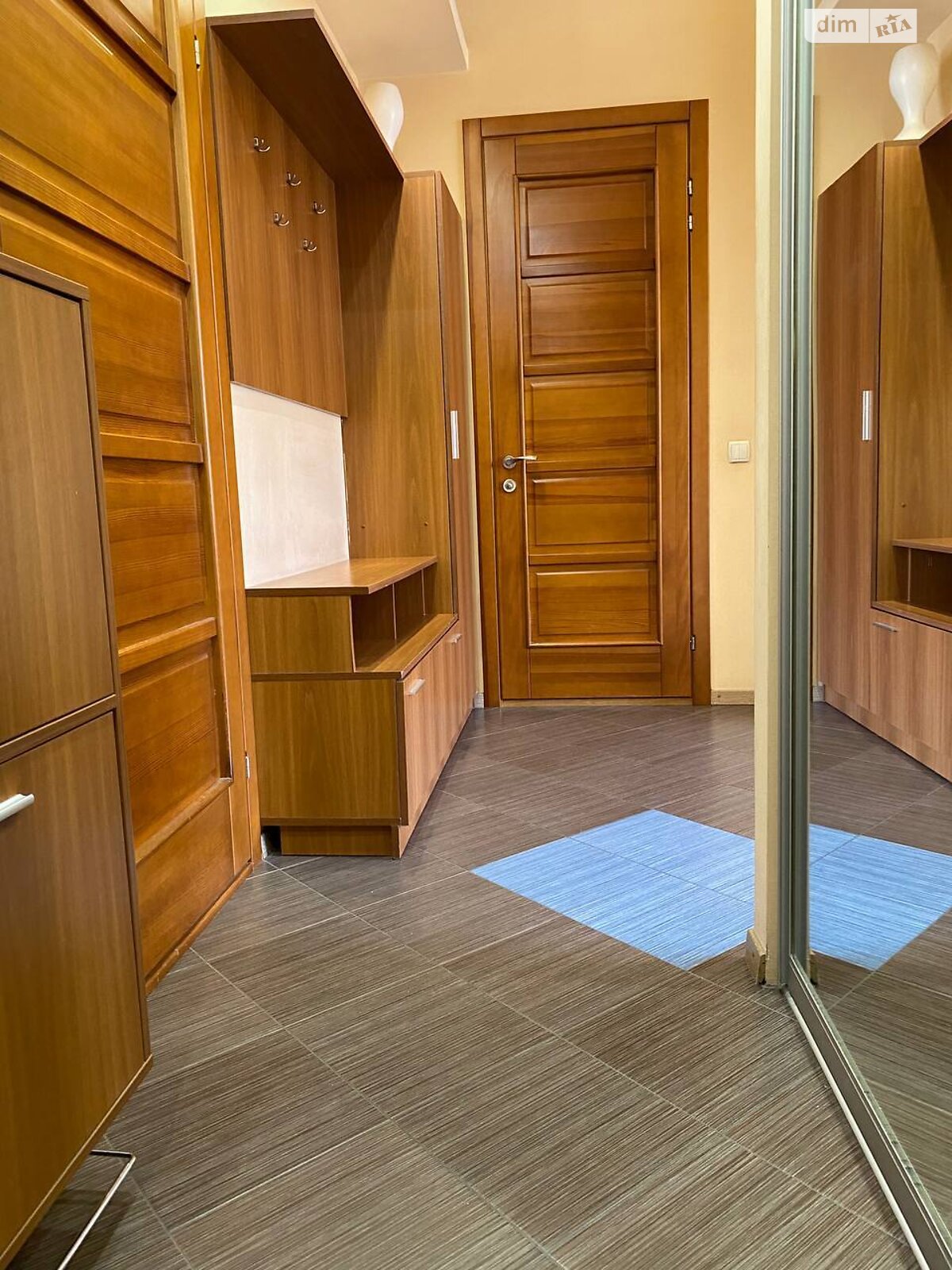 Продажа двухкомнатной квартиры в Днепре, на ул. Архитектора Олега Петрова 21, район Лагерный фото 1 Продажа двухкомнатной квартиры в Днепре, на ул. Архитектора Олега Петрова 21, район Лагерный фото 1