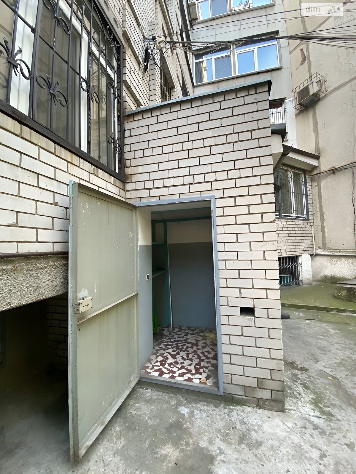 Продажа четырехкомнатной квартиры в Днепре, на ул. Архитектора Олега Петрова 1А, район Лагерный фото 1 Продажа четырехкомнатной квартиры в Днепре, на ул. Архитектора Олега Петрова 1А, район Лагерный фото 1
