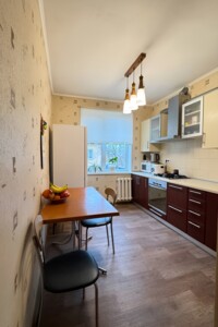 Продажа двухкомнатной квартиры в Днепре, на ул. Кислородная, район Лесопарк фото 2